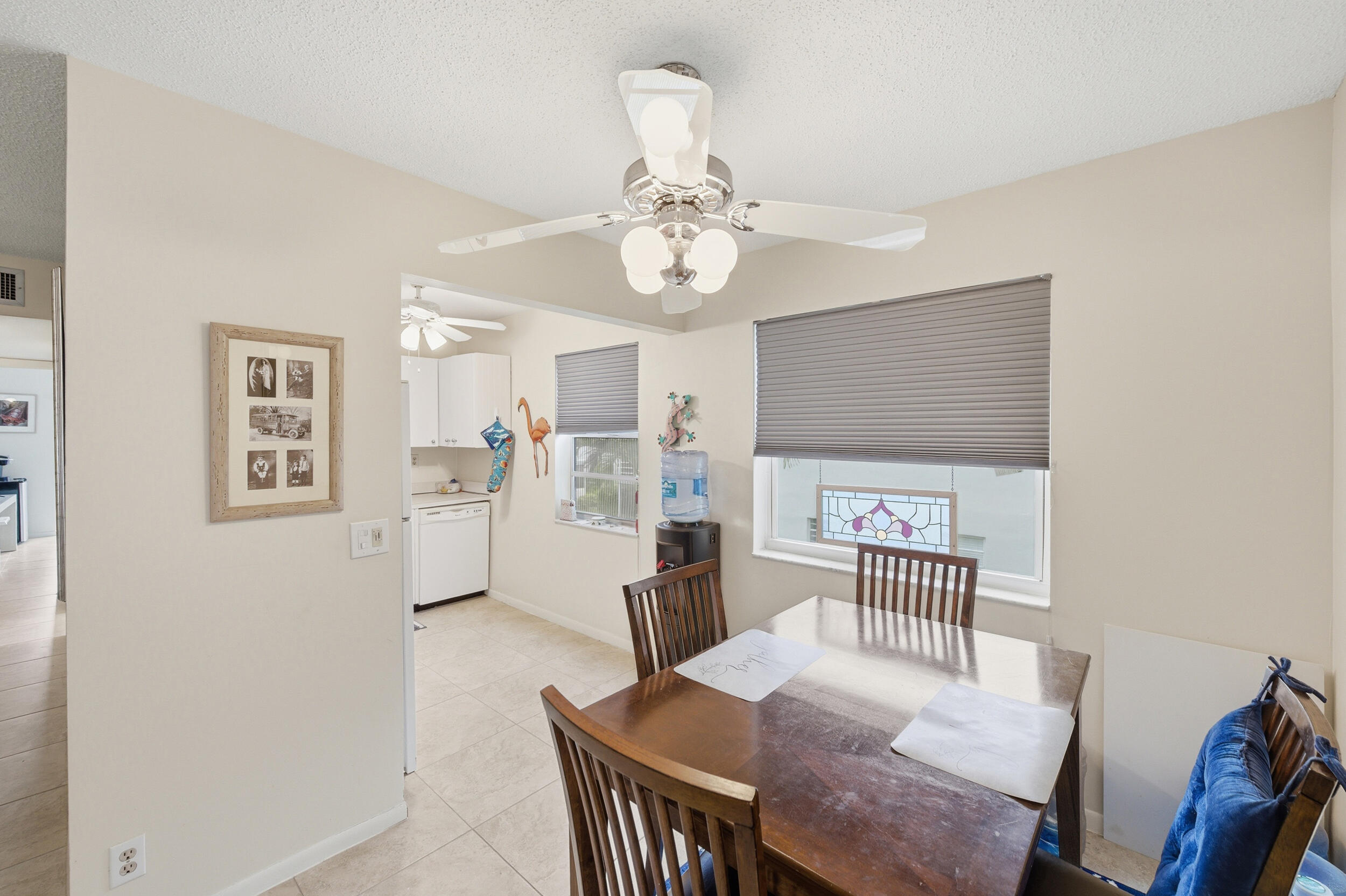 KINGS POINT - Residential