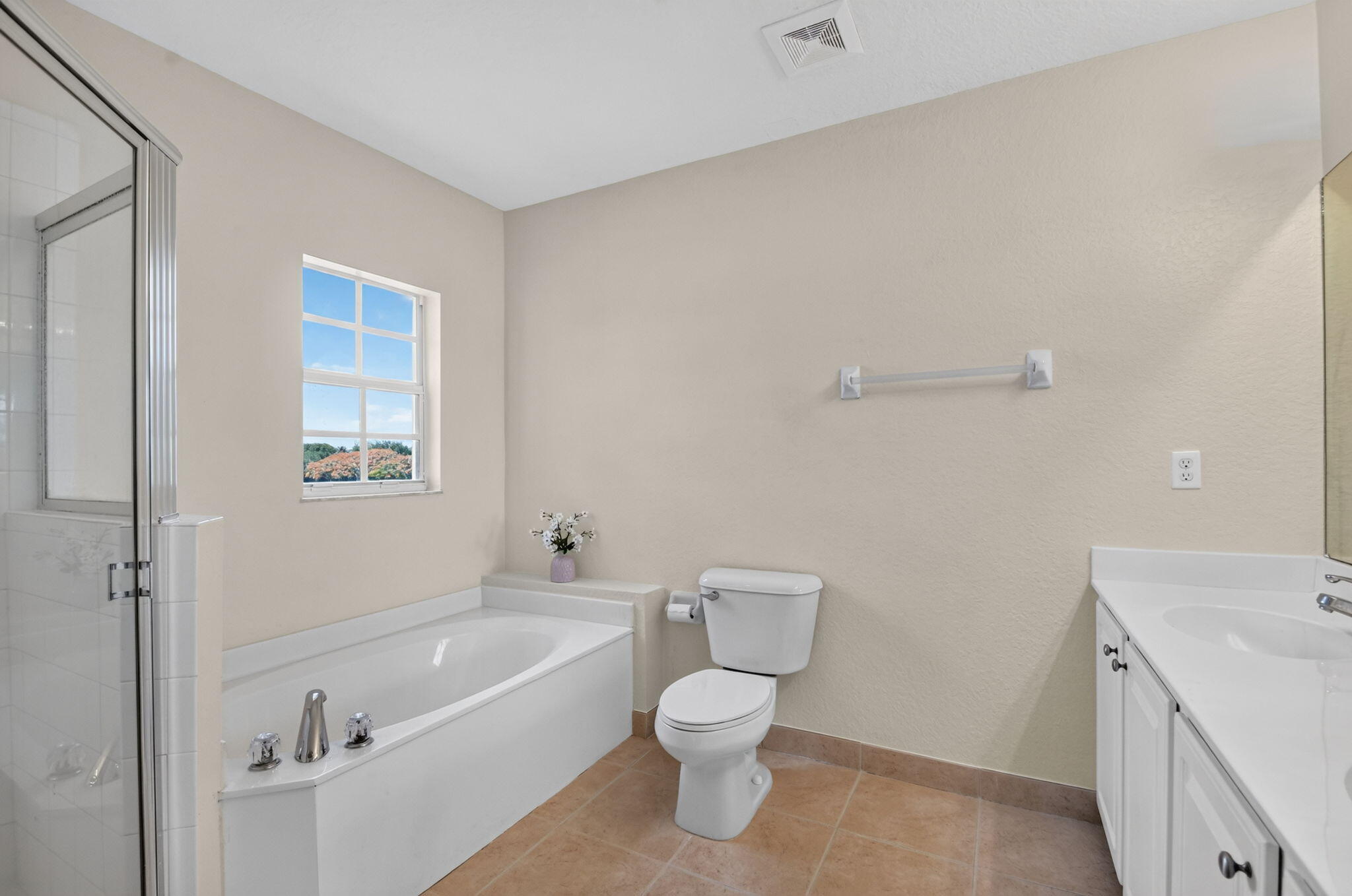 EMERALD LAKE TOWNHOMES - Residential