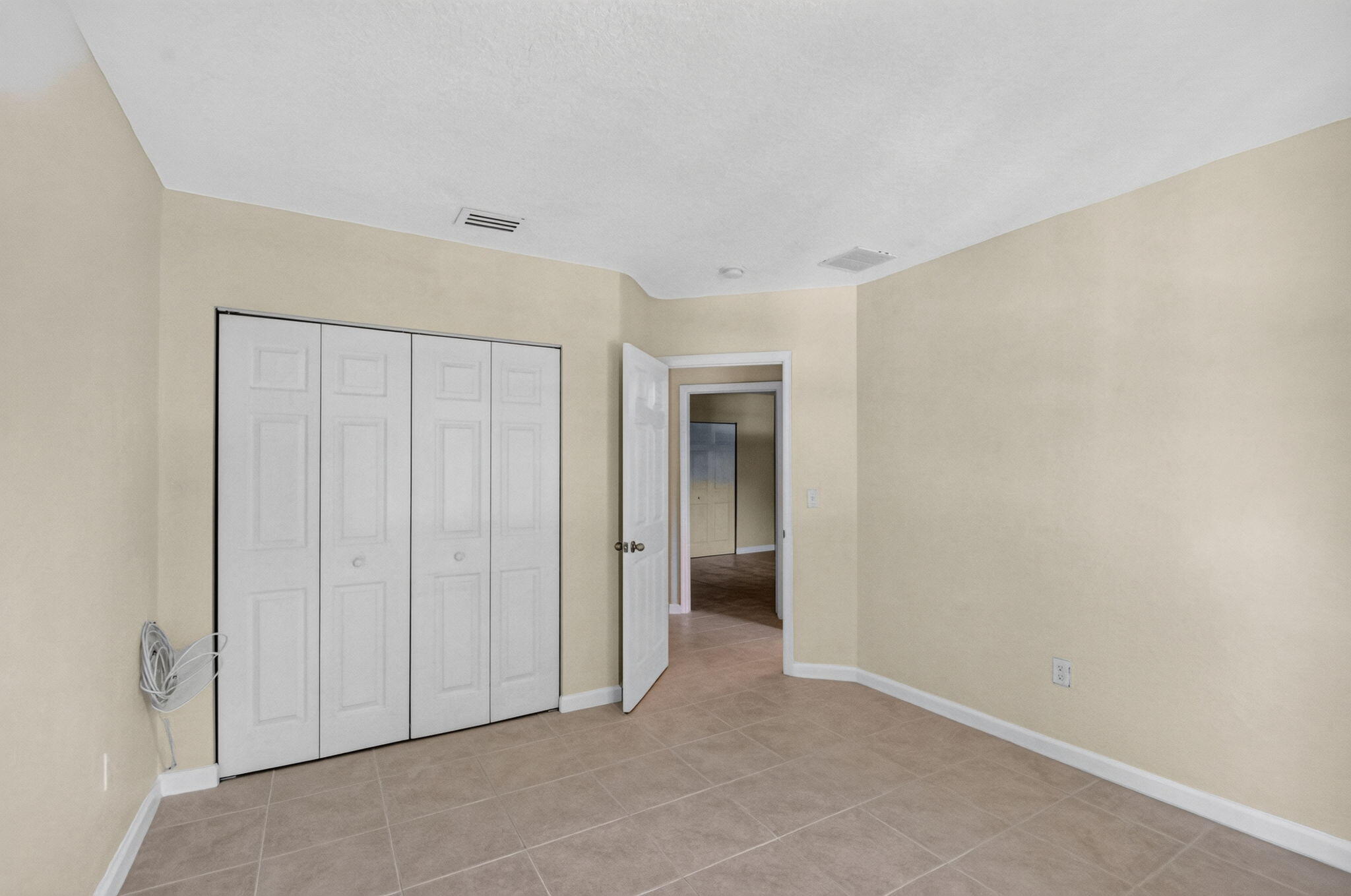 EMERALD LAKE TOWNHOMES - Residential