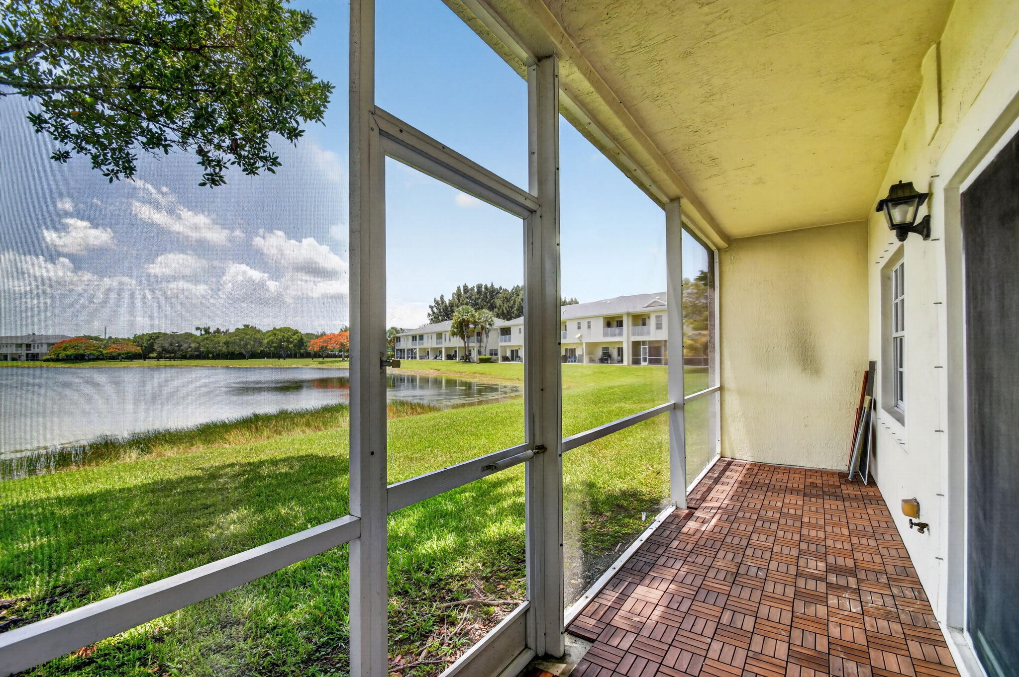 EMERALD LAKE TOWNHOMES - Residential