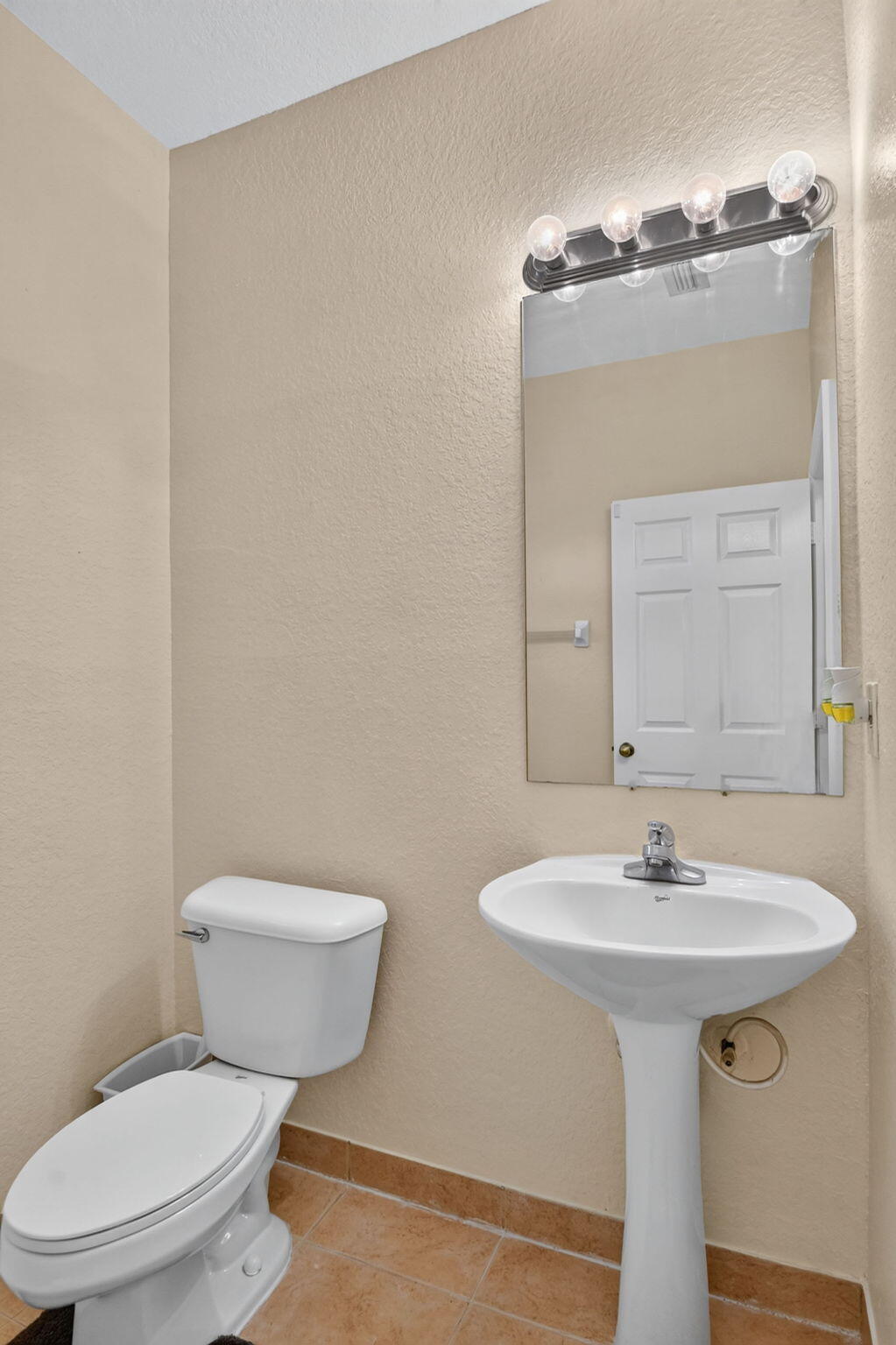 EMERALD LAKE TOWNHOMES - Residential