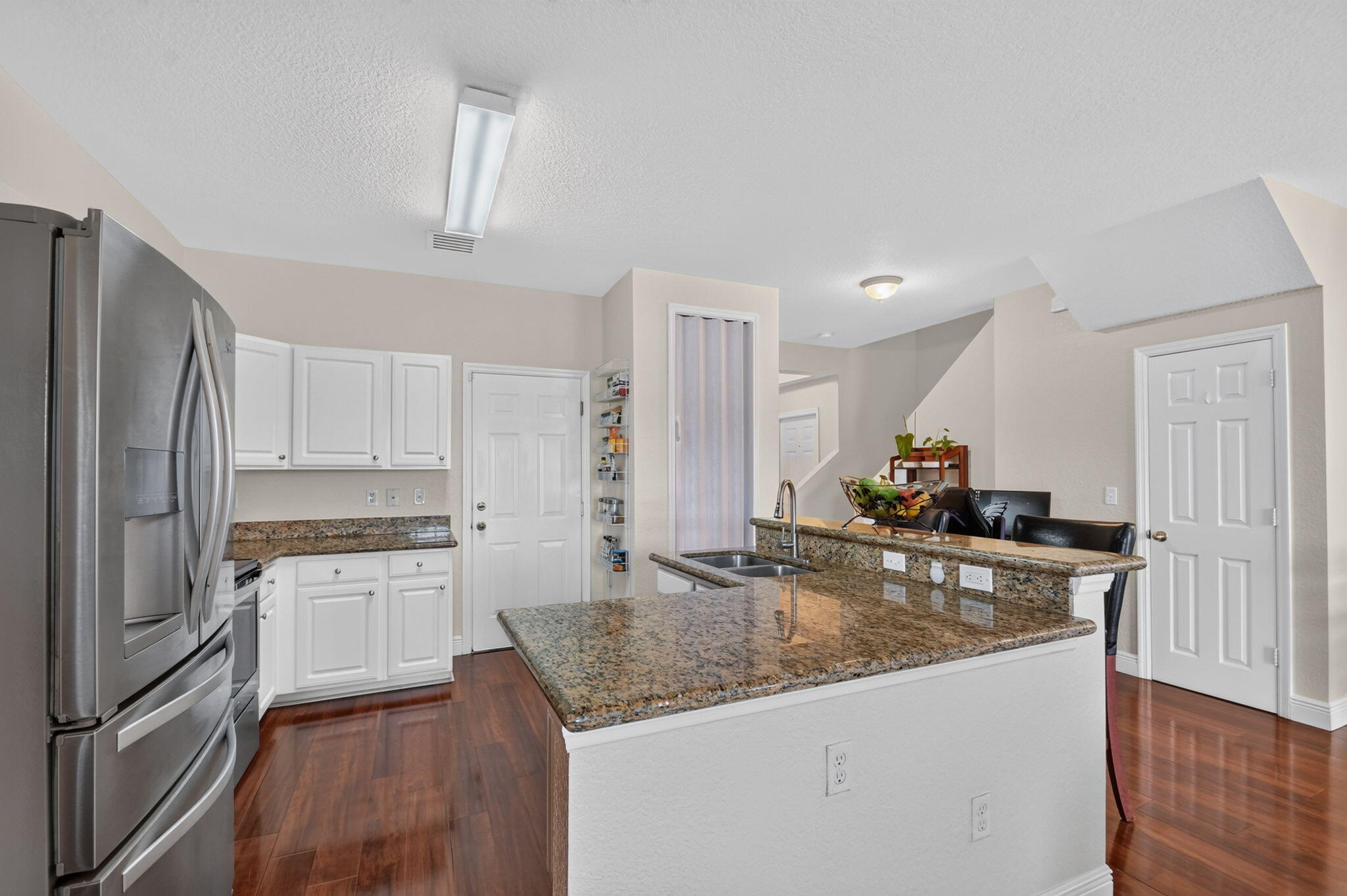 EMERALD LAKE TOWNHOMES - Residential