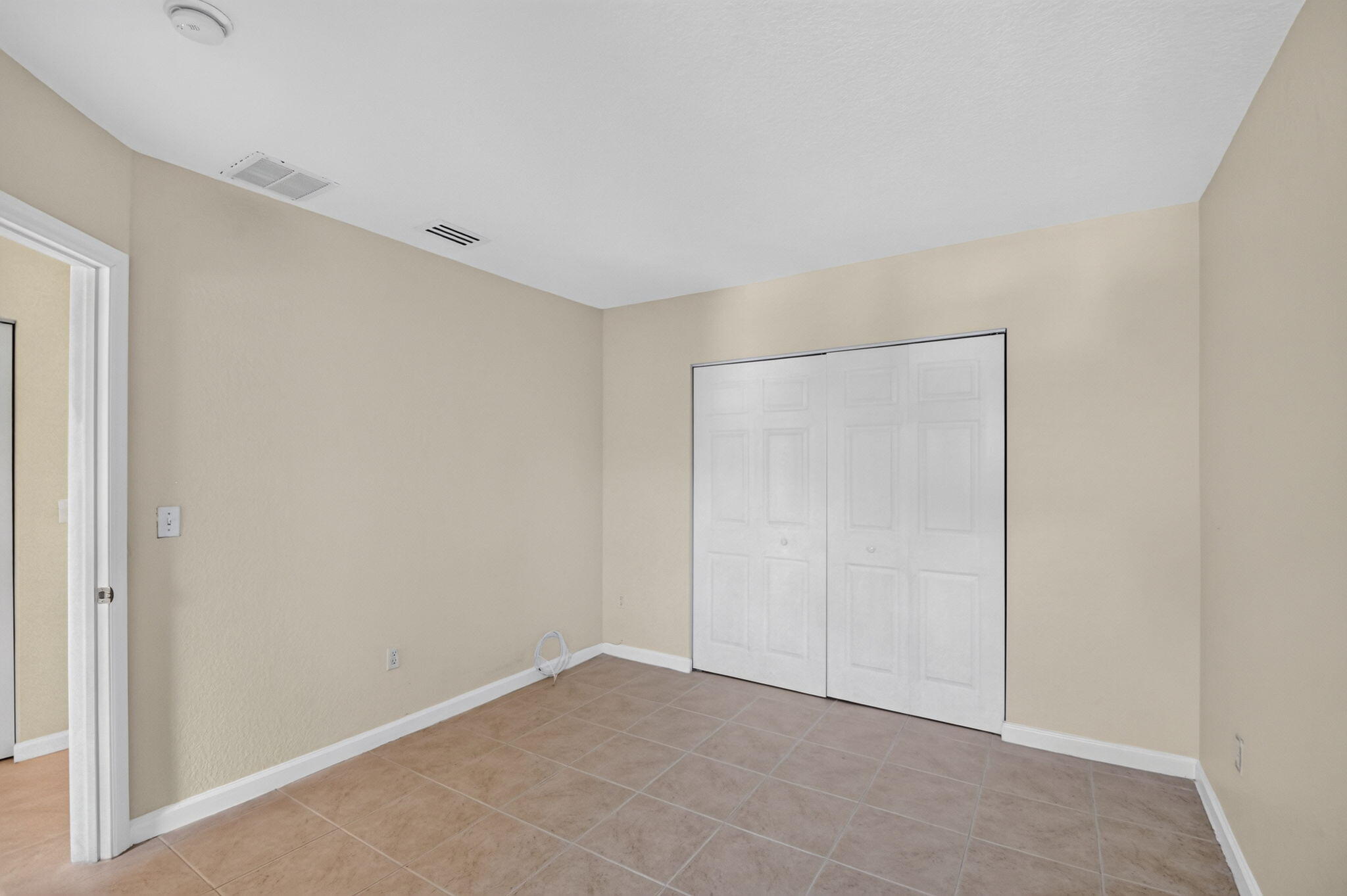 EMERALD LAKE TOWNHOMES - Residential