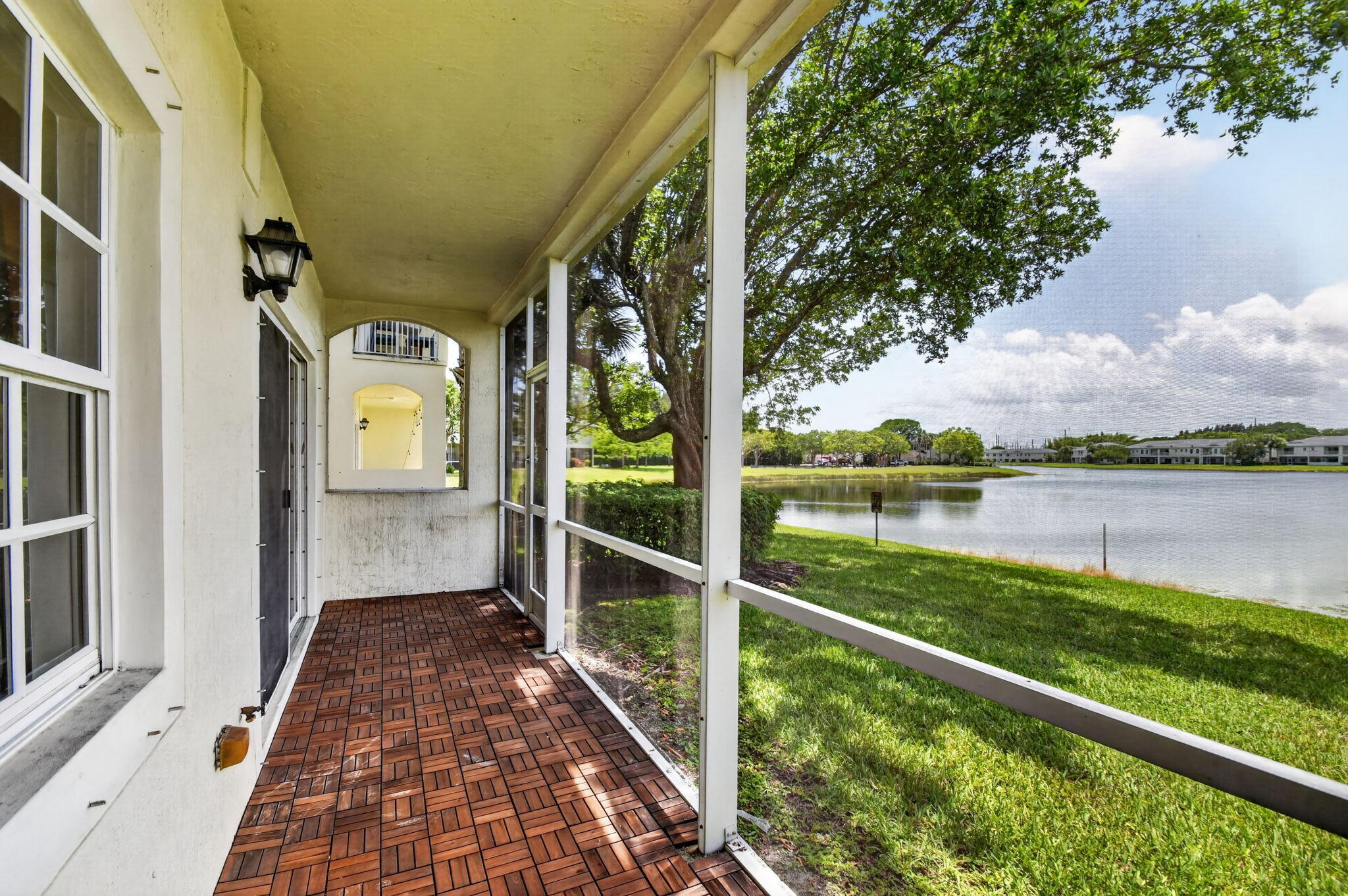 EMERALD LAKE TOWNHOMES - Residential