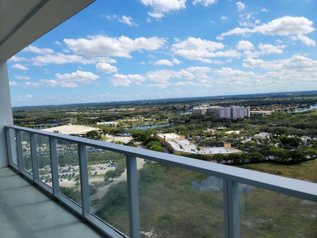 METROPICA - Residential
