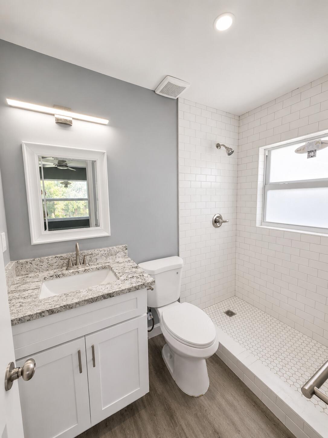 VICTORIA SQUARE CONDO - Residential