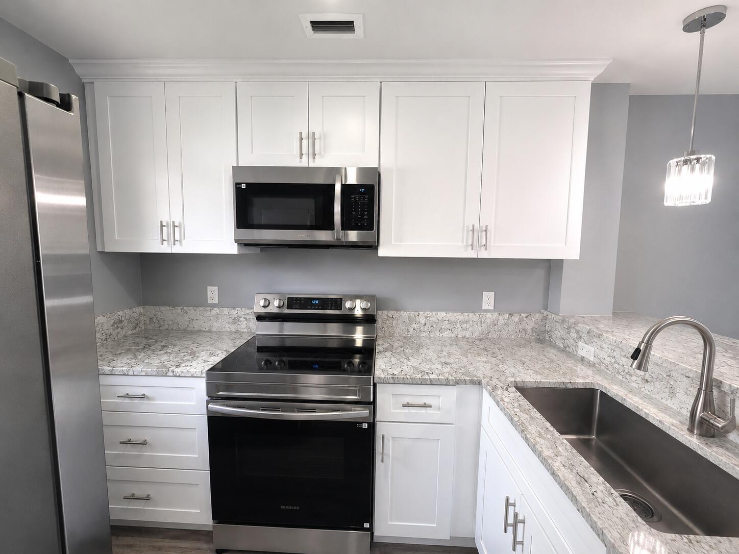 VICTORIA SQUARE CONDO - Residential