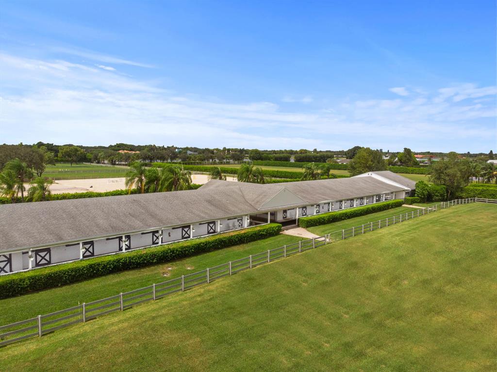 SOUTHFIELDS WELLINGTON COUNTRY - Residential