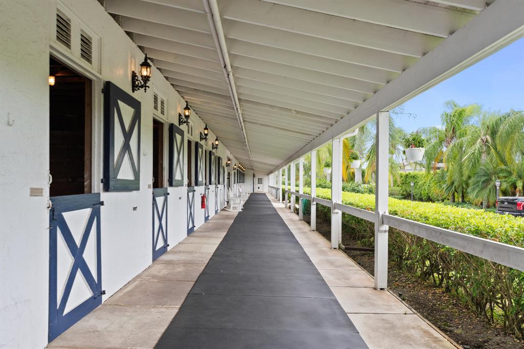 SOUTHFIELDS WELLINGTON COUNTRY - Residential