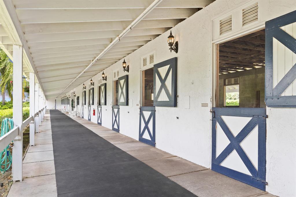 SOUTHFIELDS WELLINGTON COUNTRY - Residential