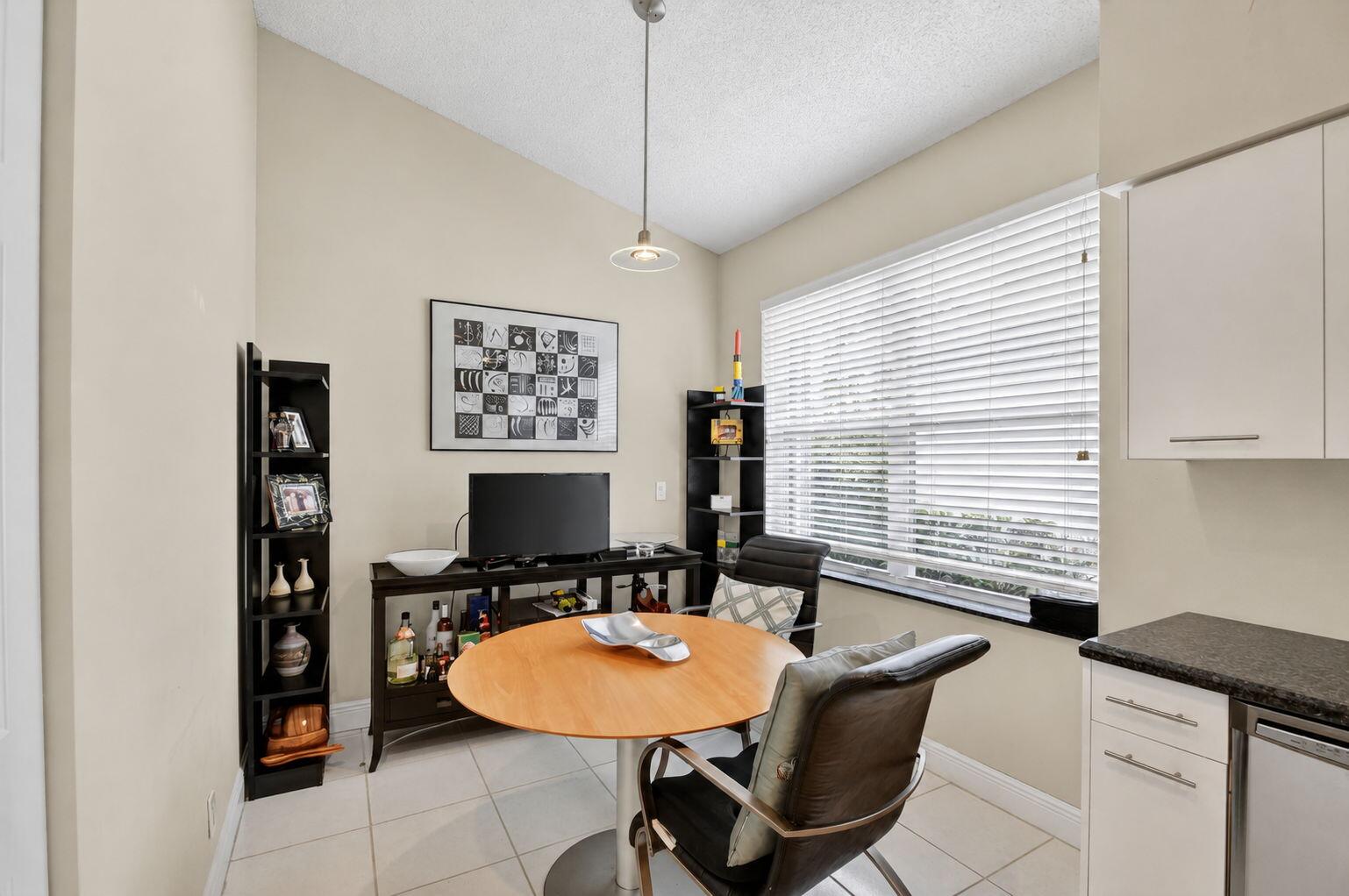 INDIAN SPRING, HAMPTON FAIRWAYS 2 - Residential