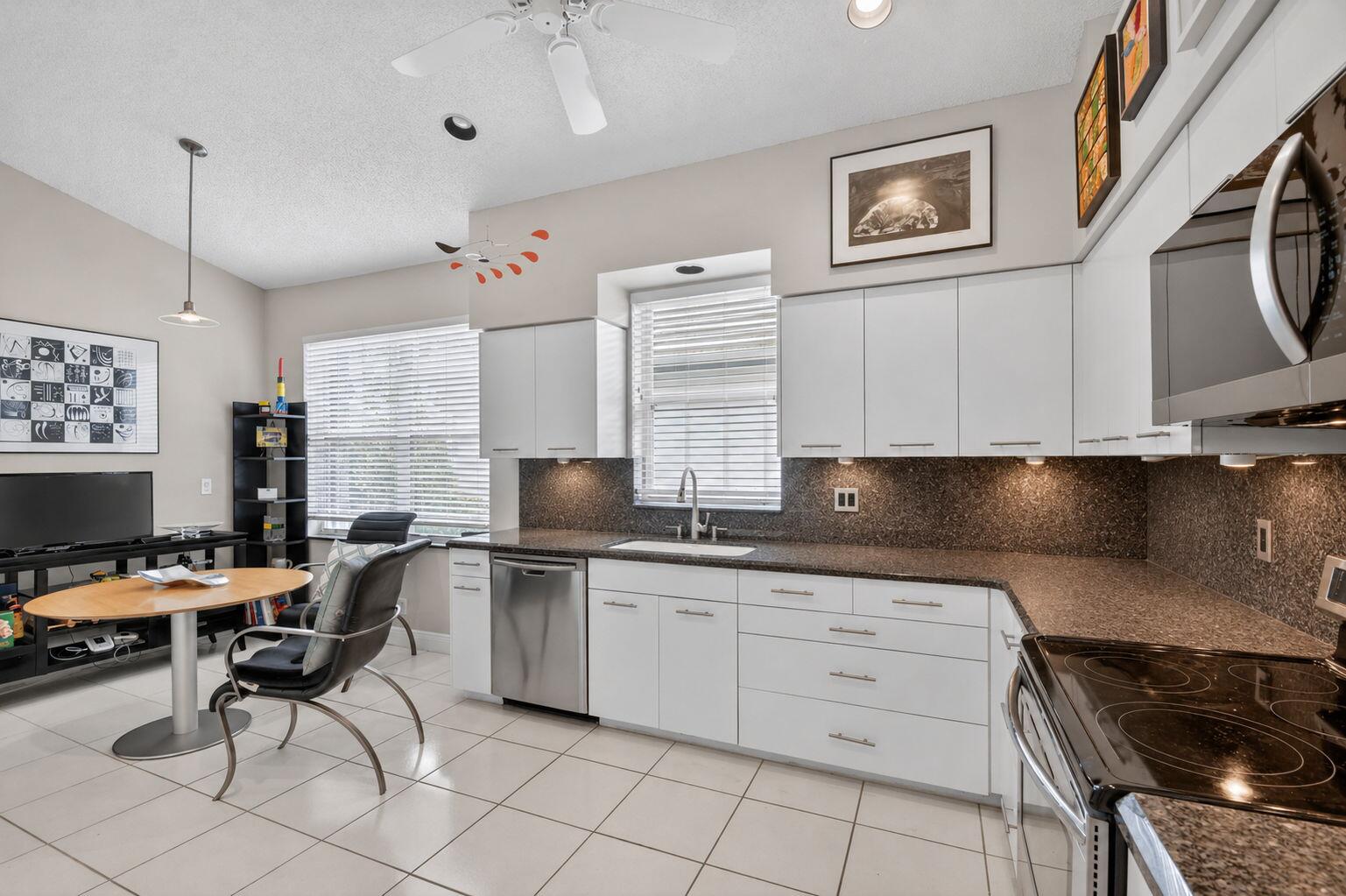 INDIAN SPRING, HAMPTON FAIRWAYS 2 - Residential