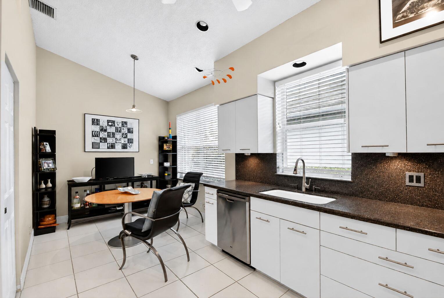 INDIAN SPRING, HAMPTON FAIRWAYS 2 - Residential