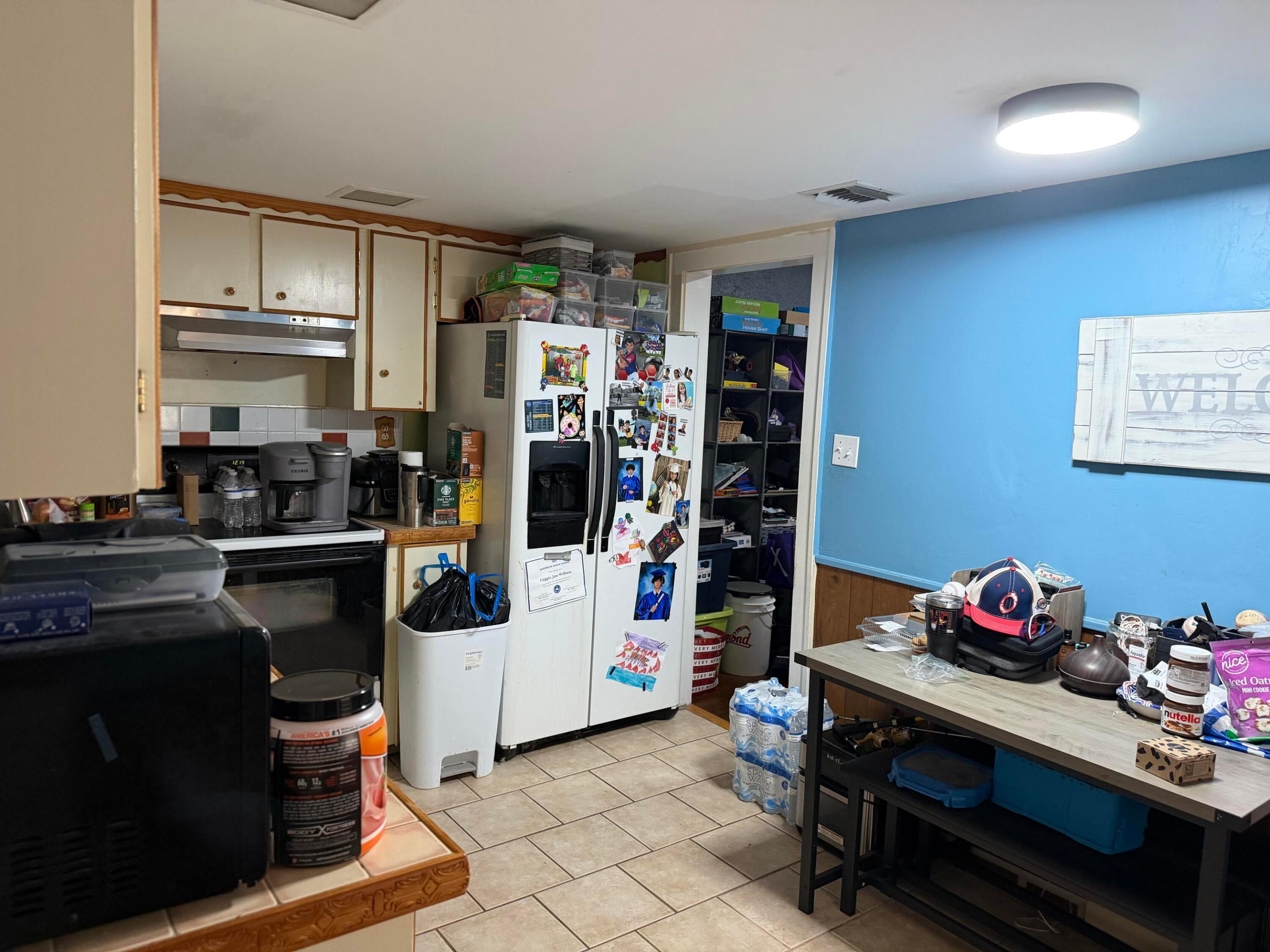 S/D OF 21-44-43, W 1/2 IN - Residential