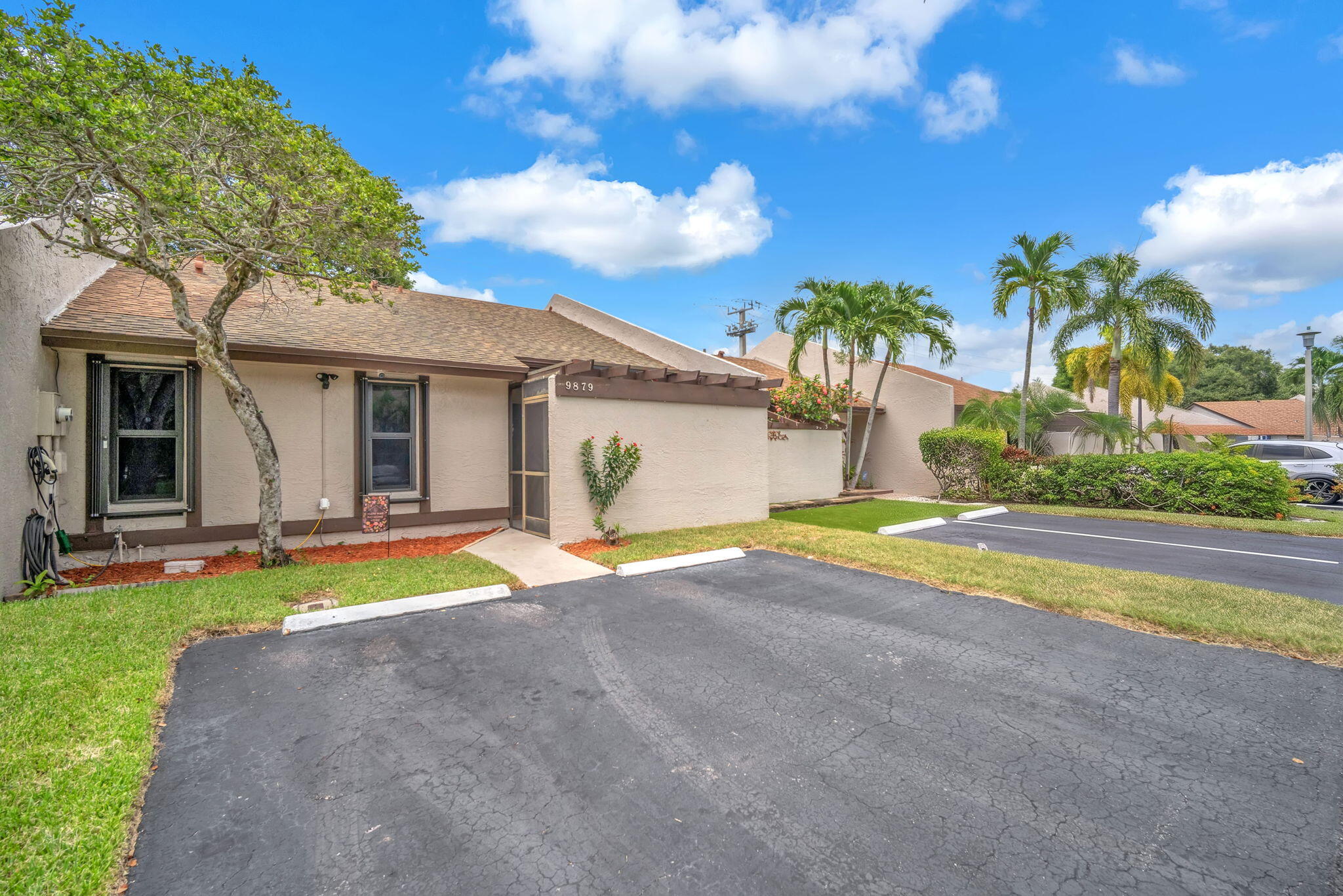 EVERGLADES SUGAR & LAND CO - Residential