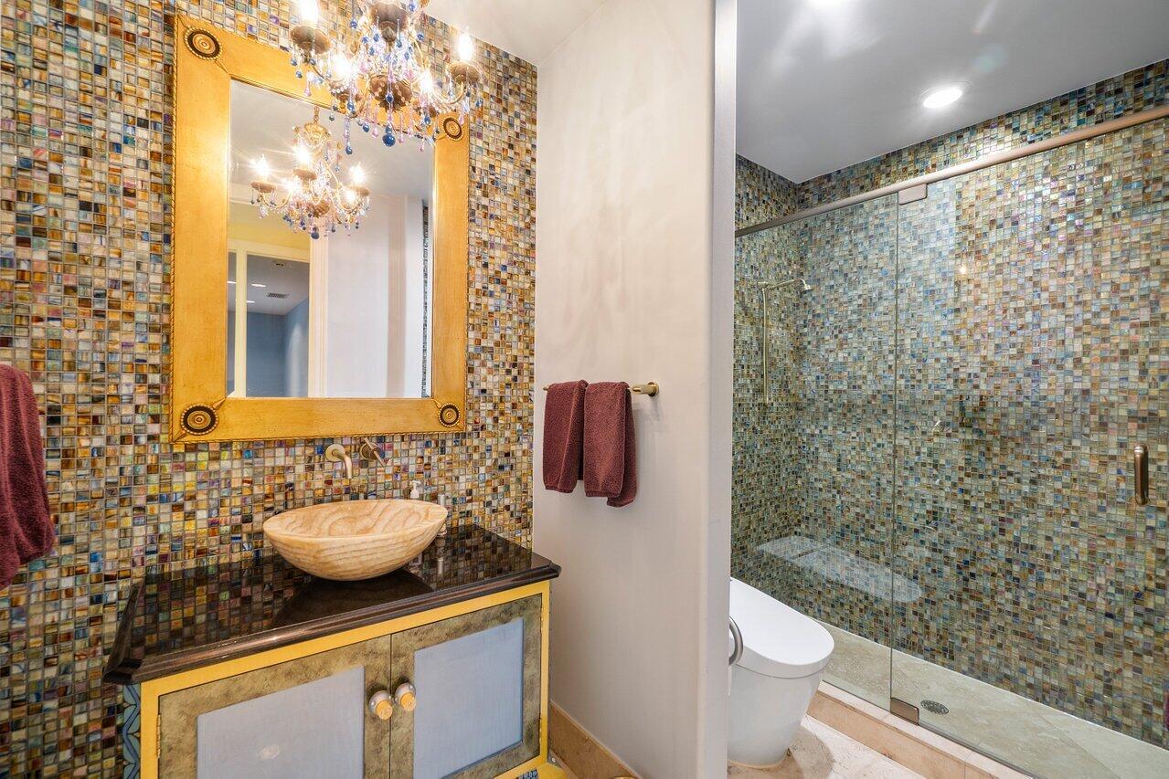 SAILFISH POINT - Residential