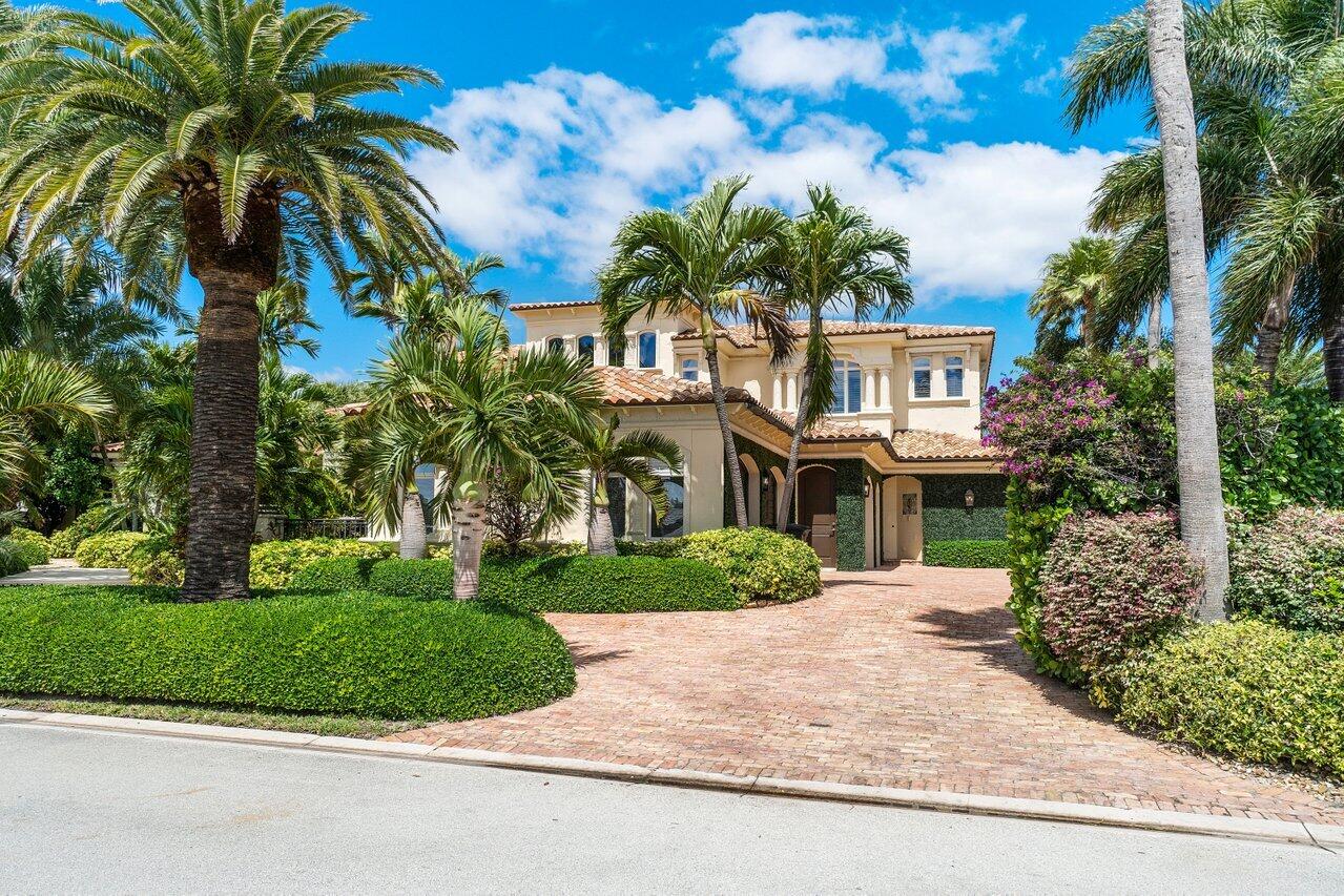 SAILFISH POINT - Residential