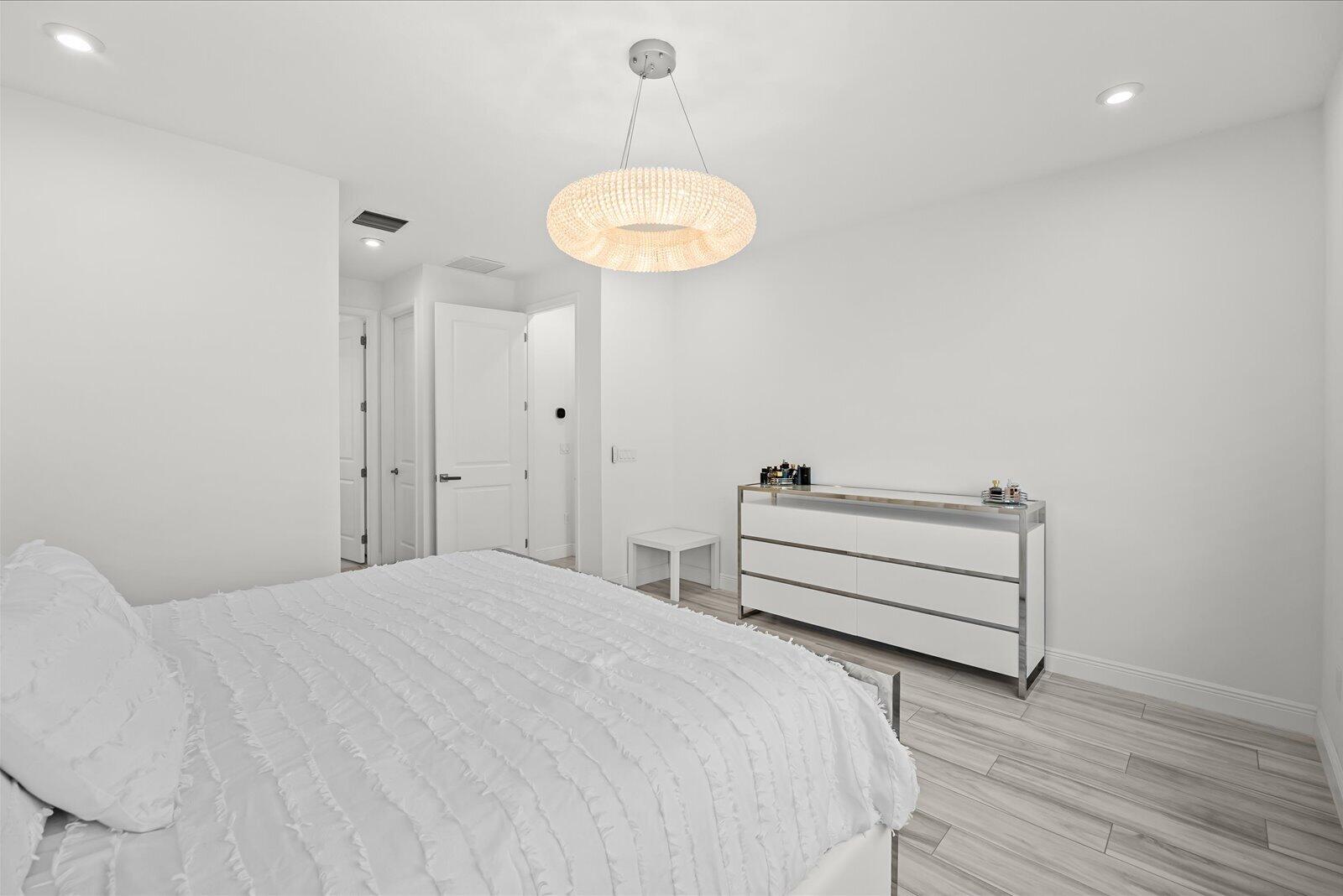 EMERY II - Residential
