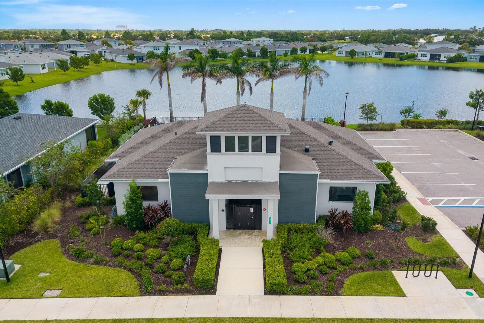 EMERY II - Residential