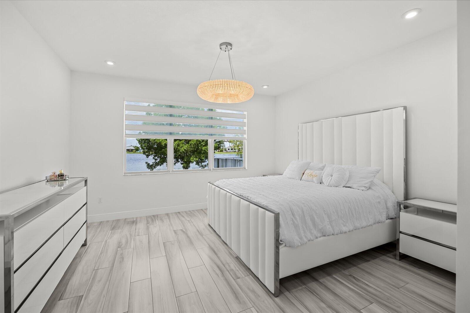 EMERY II - Residential