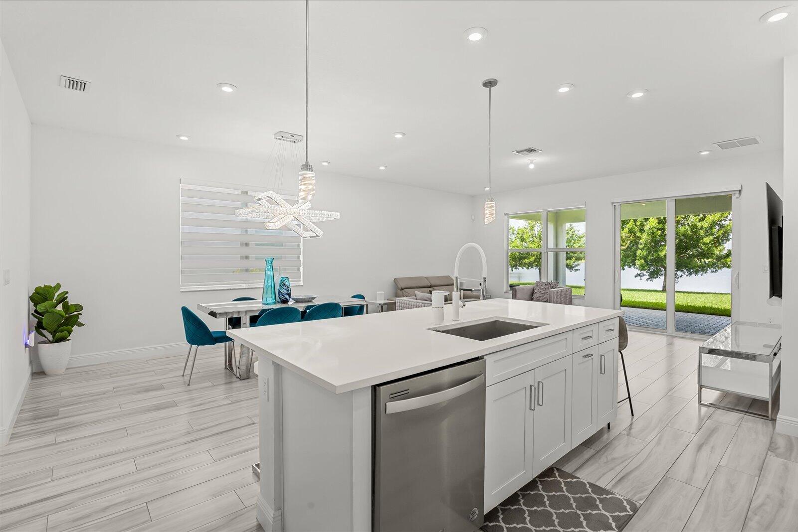 EMERY II - Residential