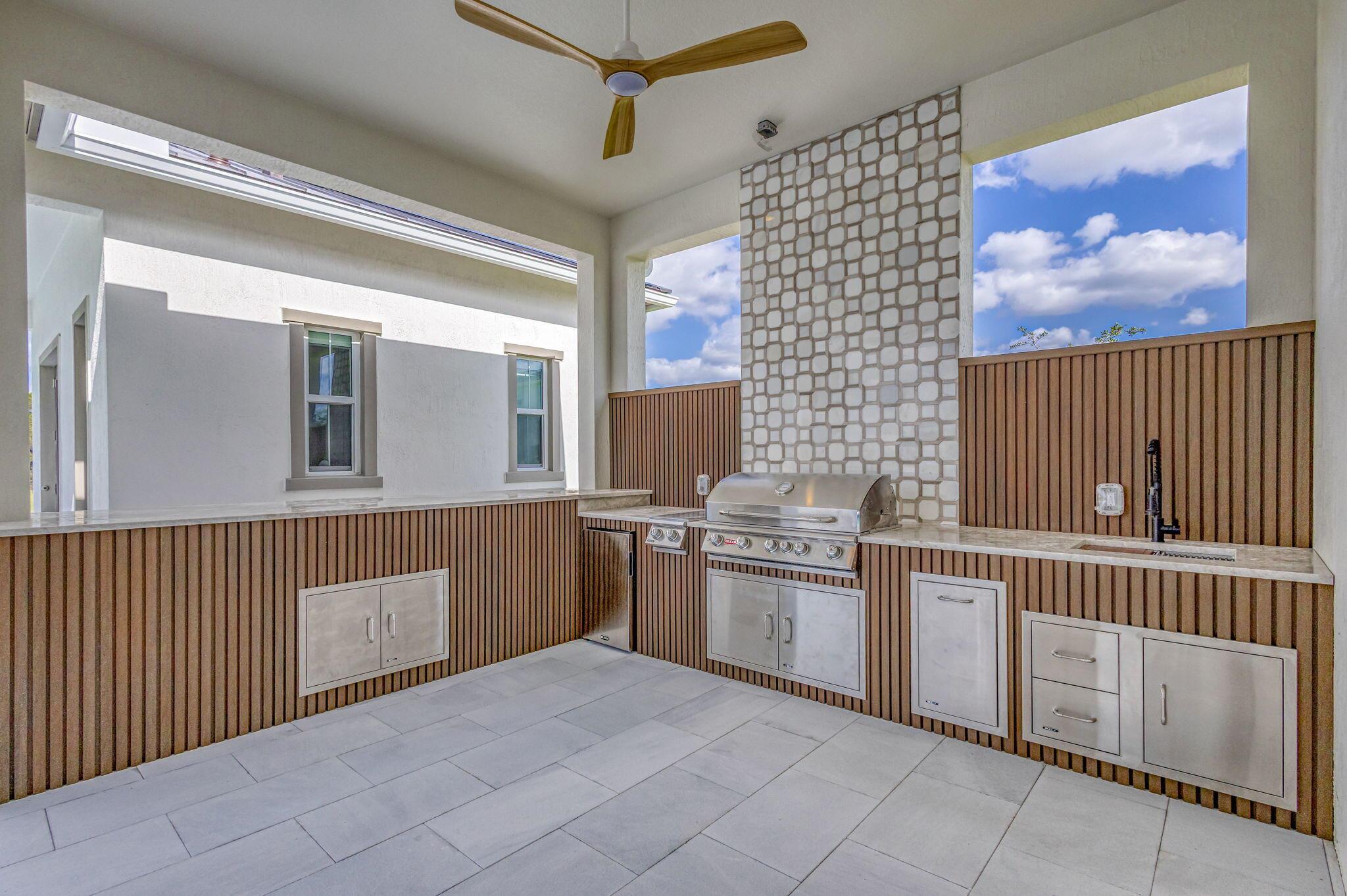 BRIDGEWATER - Residential