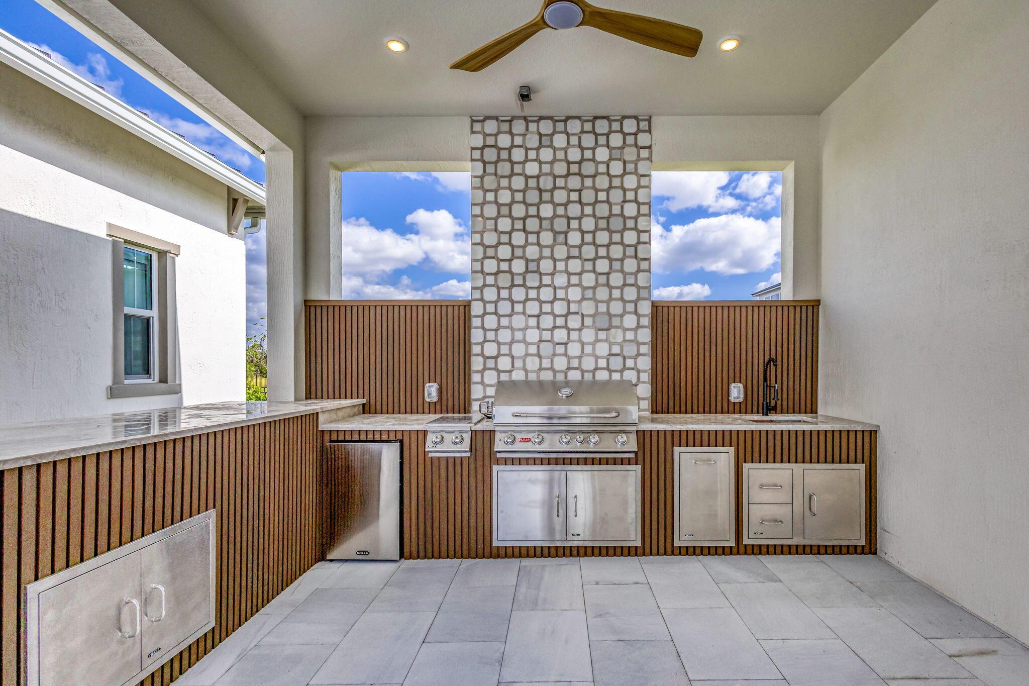 BRIDGEWATER - Residential