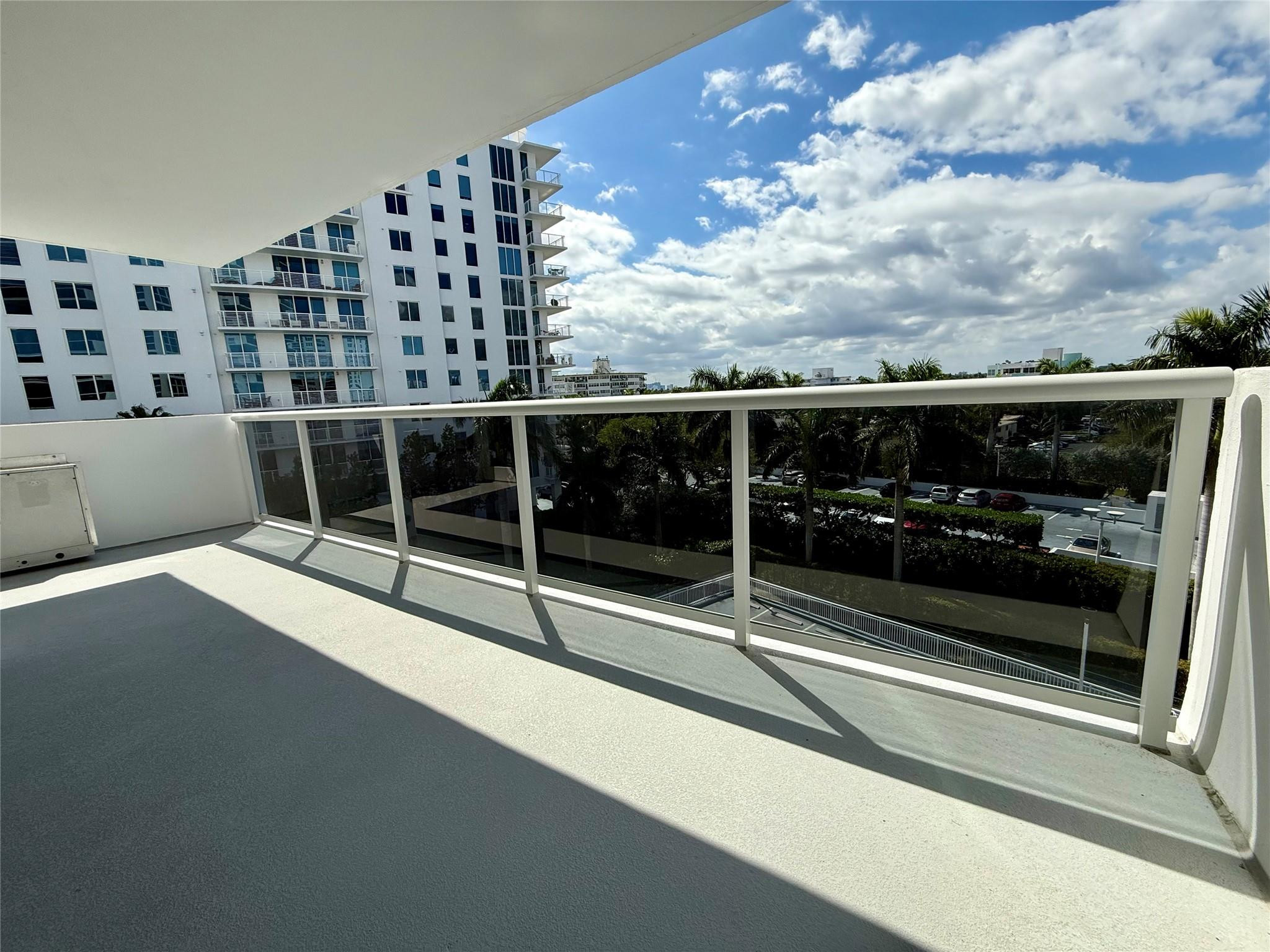 VANTAGE VIEW CONDO - Residential Lease