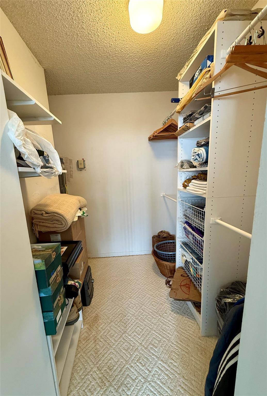 VANTAGE VIEW CONDO - Residential Lease