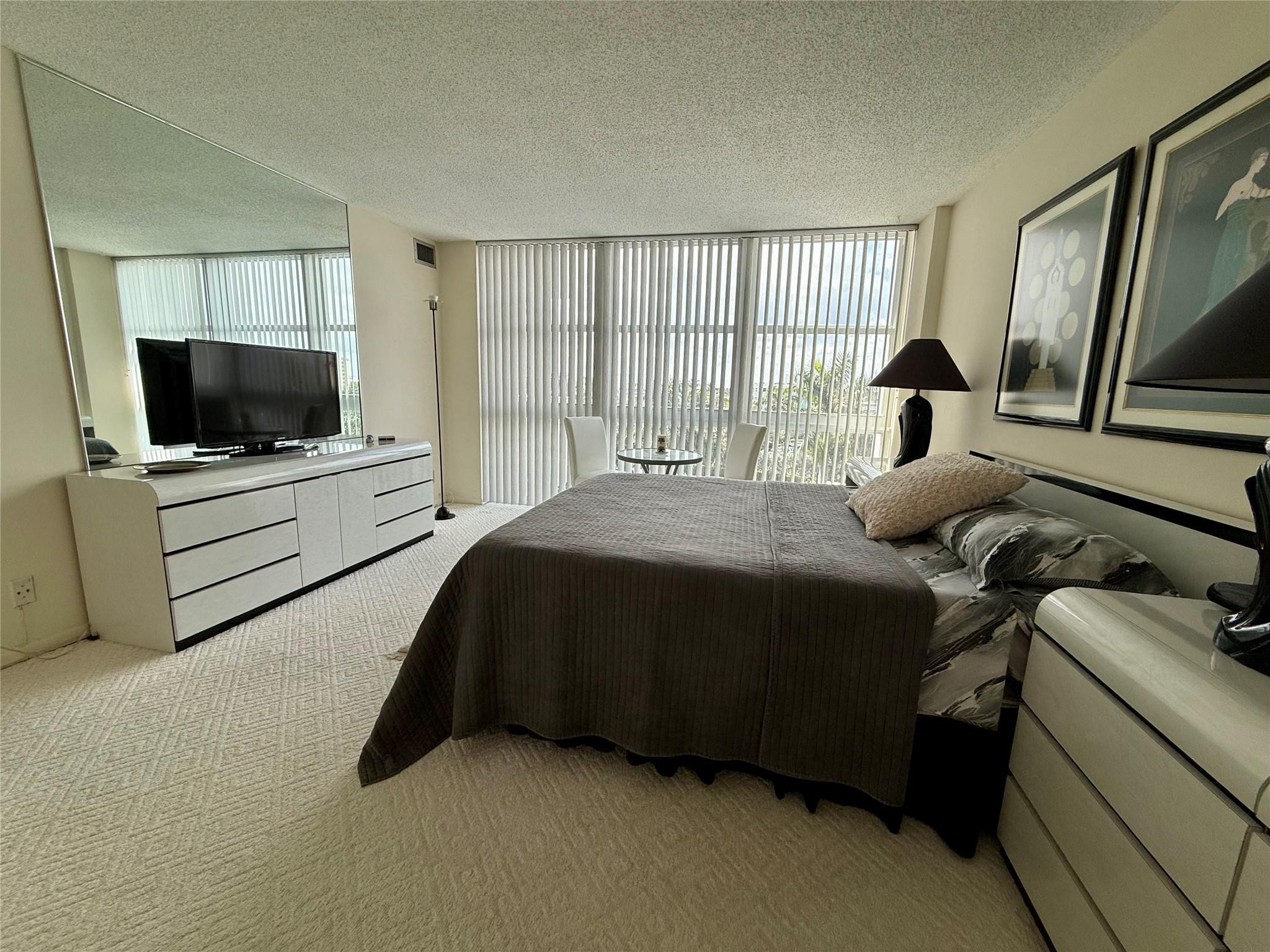 VANTAGE VIEW CONDO - Residential Lease