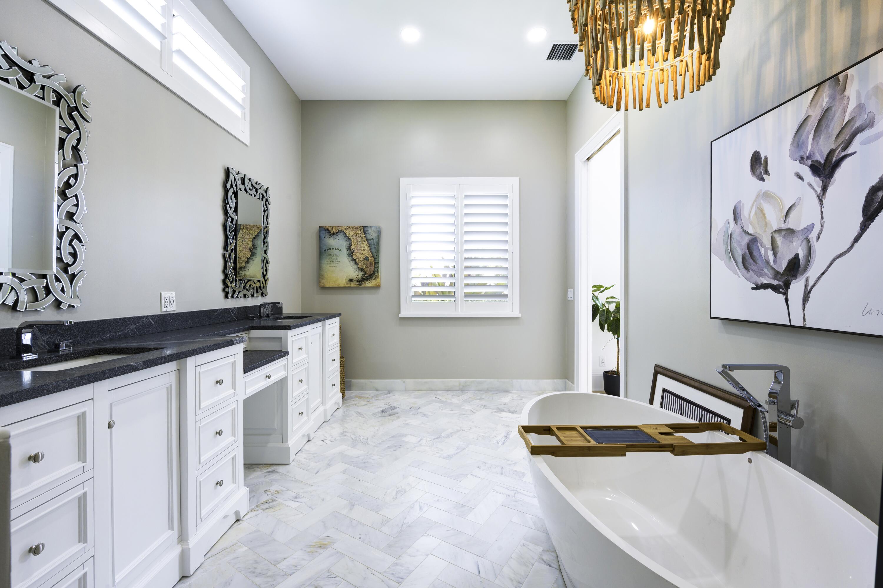 PALM BEACH LAKE WORTH ESTATES 2 - Residential