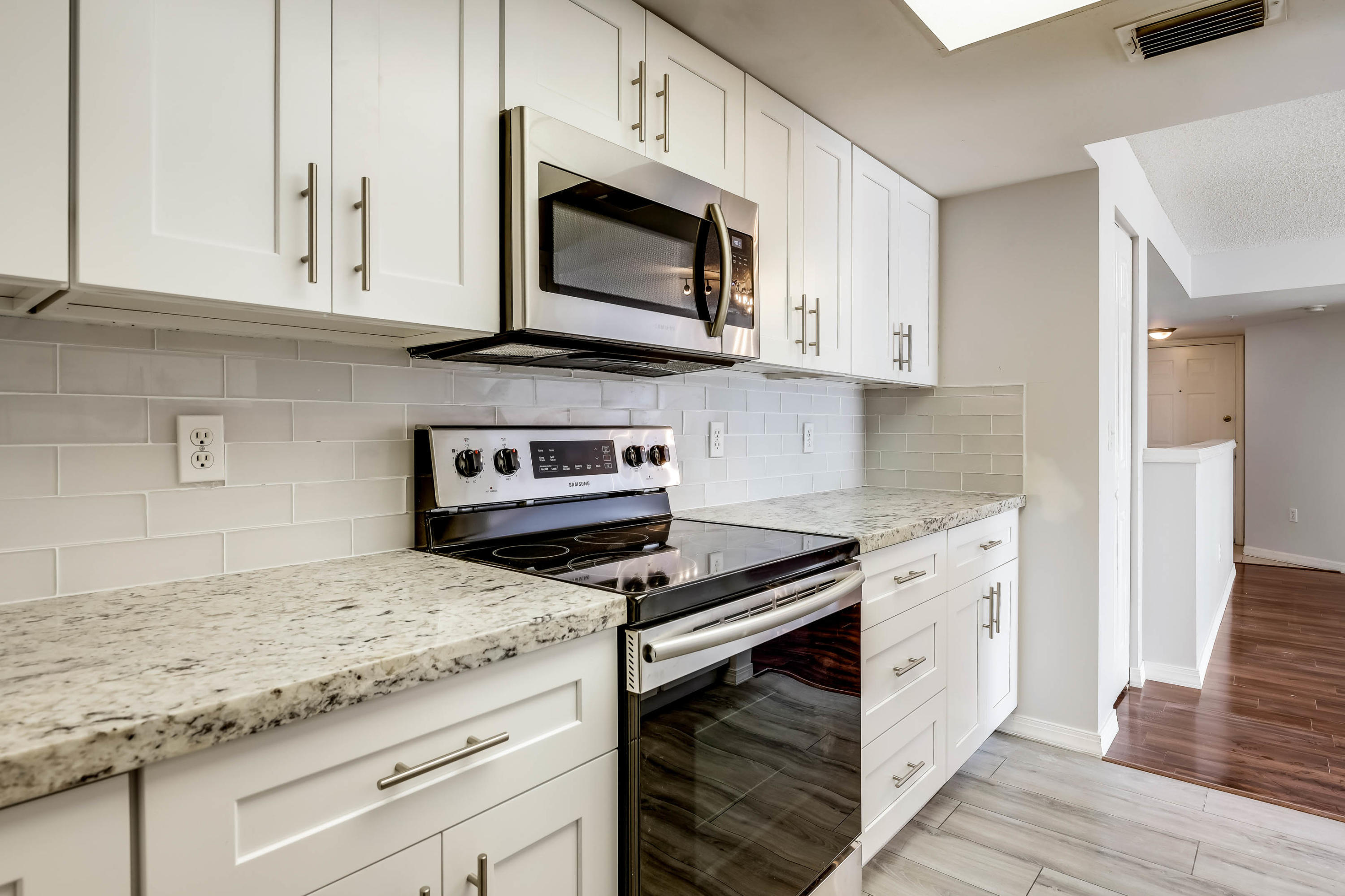 GRAND VIEW AT CRESTWOOD CONDO - Residential Lease