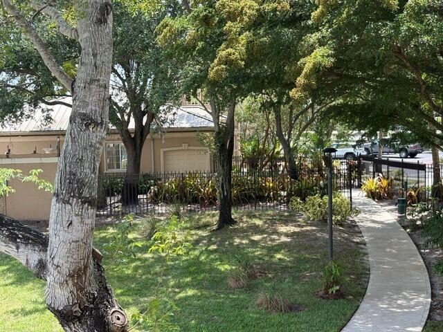 GRAND VIEW AT CRESTWOOD CONDO - Residential Lease