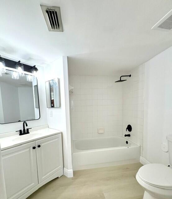 GRAND VIEW AT CRESTWOOD CONDO - Residential Lease