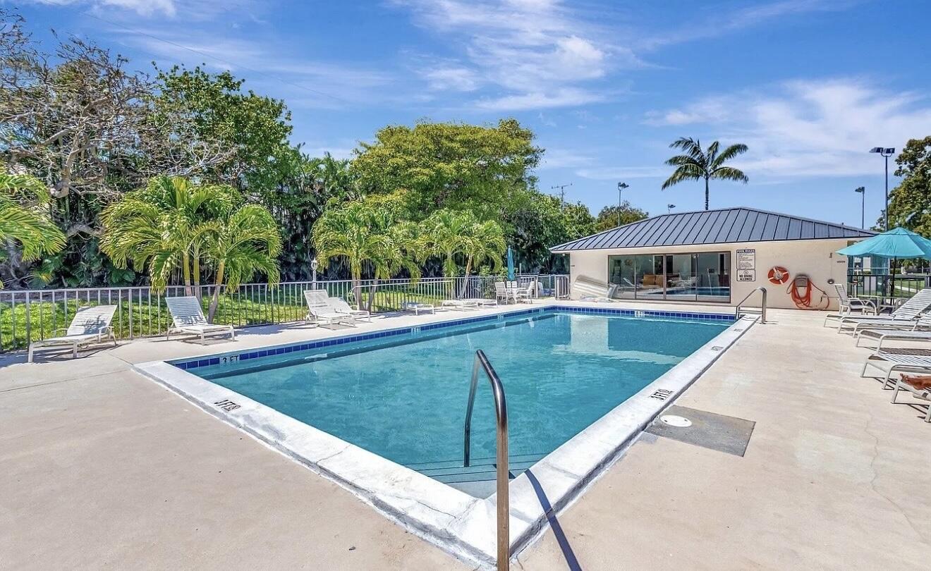 Tropic View - Residential