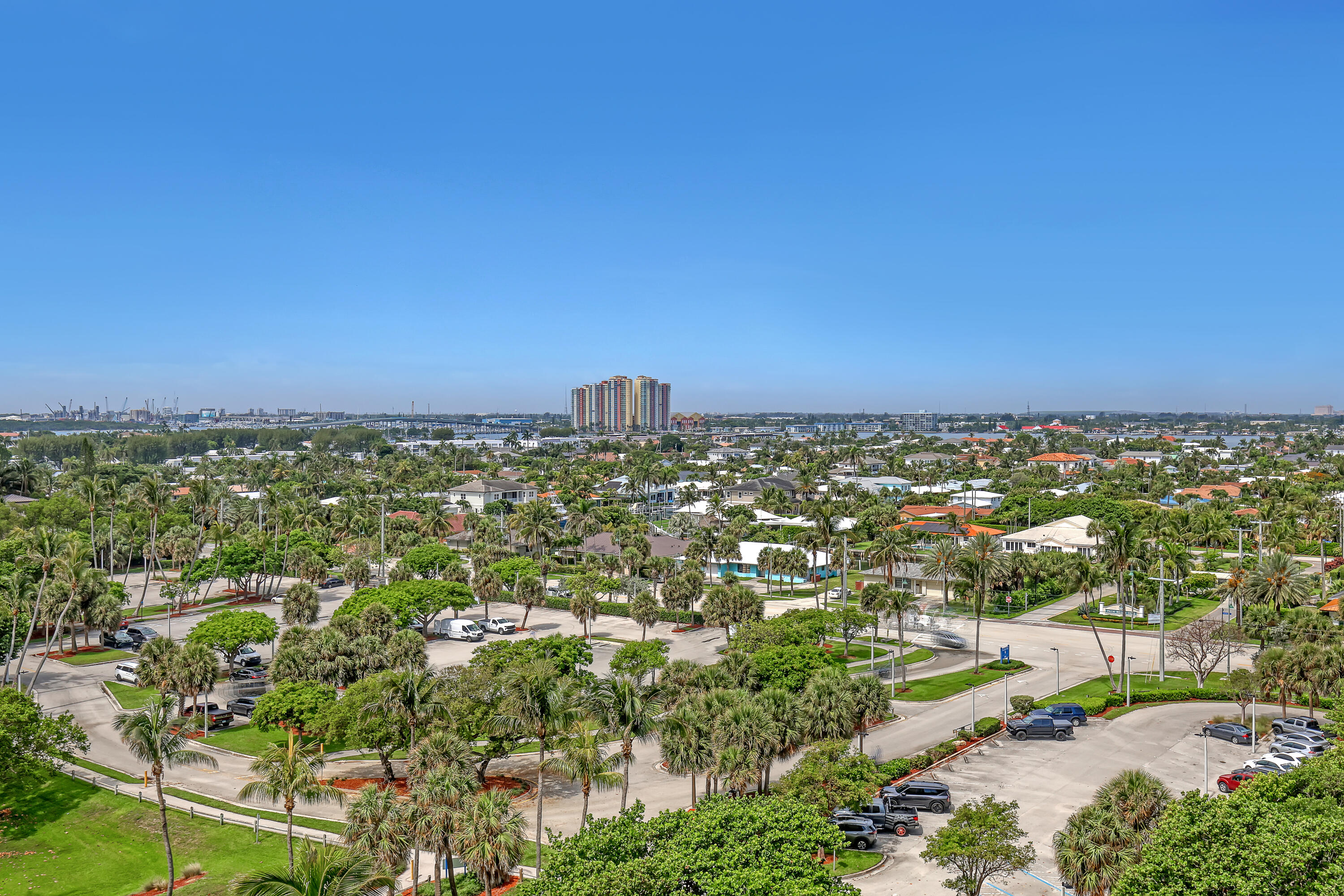 OASIS SINGER ISLAND CONDO - Residential