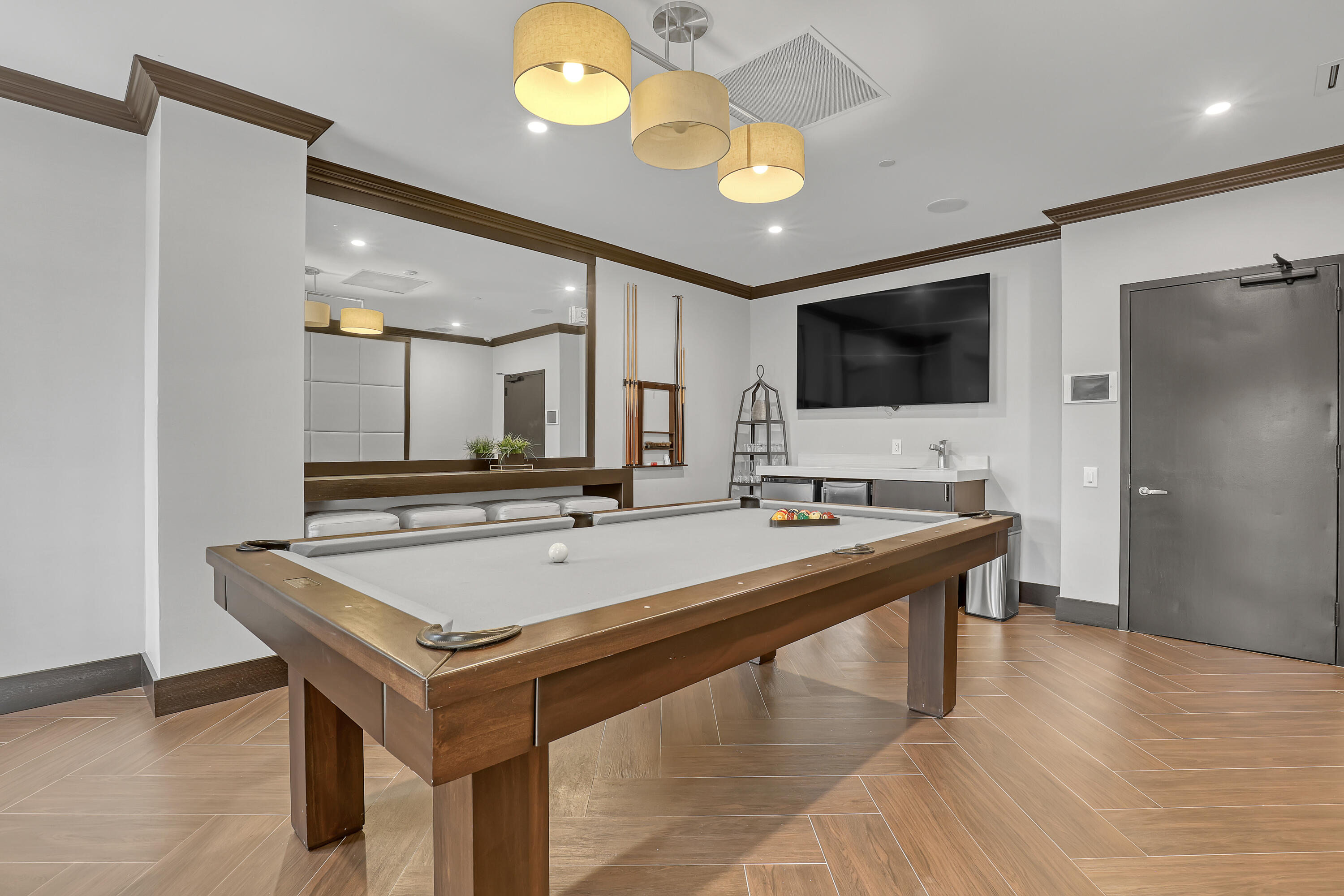 OASIS SINGER ISLAND CONDO - Residential
