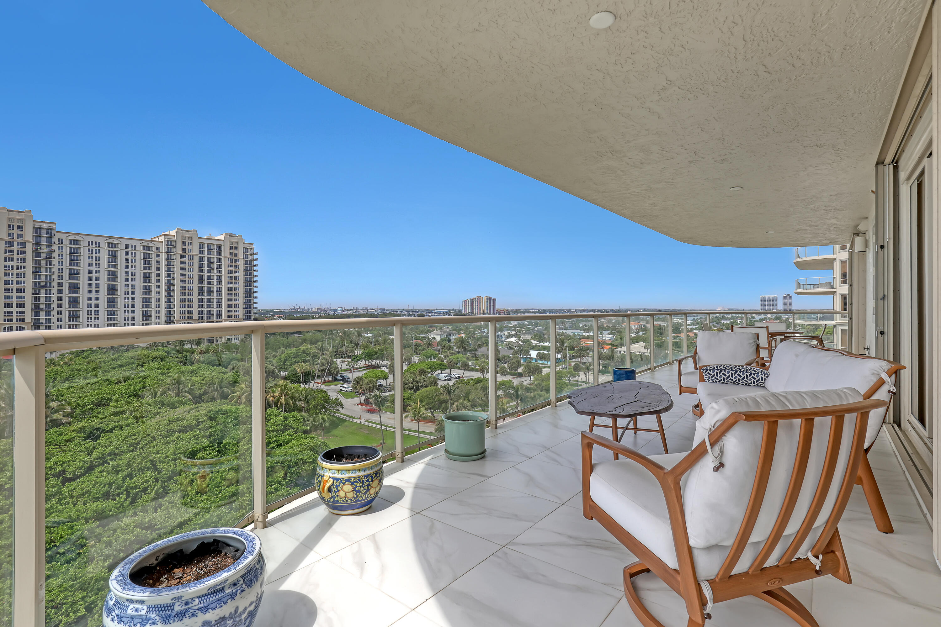 OASIS SINGER ISLAND CONDO - Residential