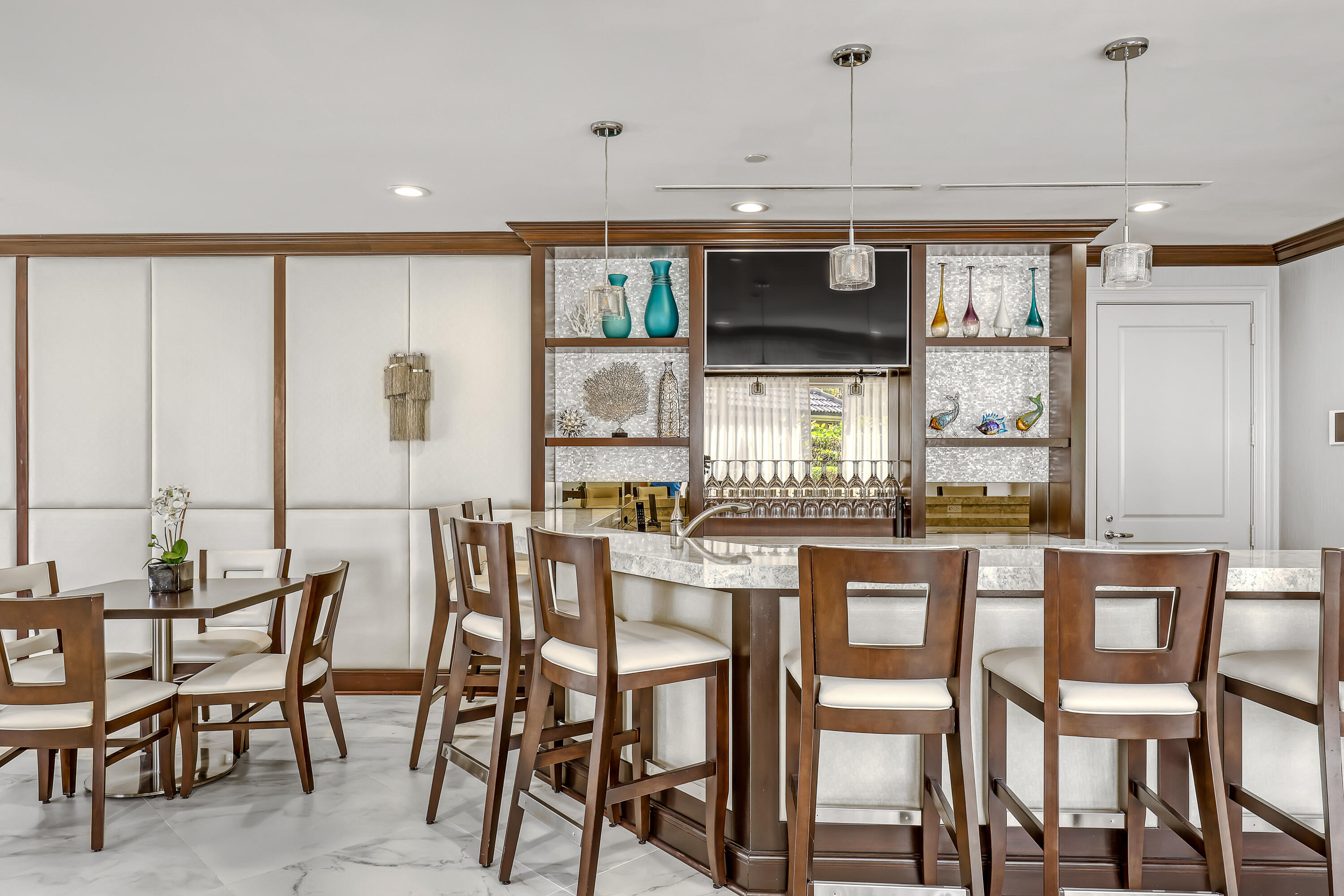OASIS SINGER ISLAND CONDO - Residential