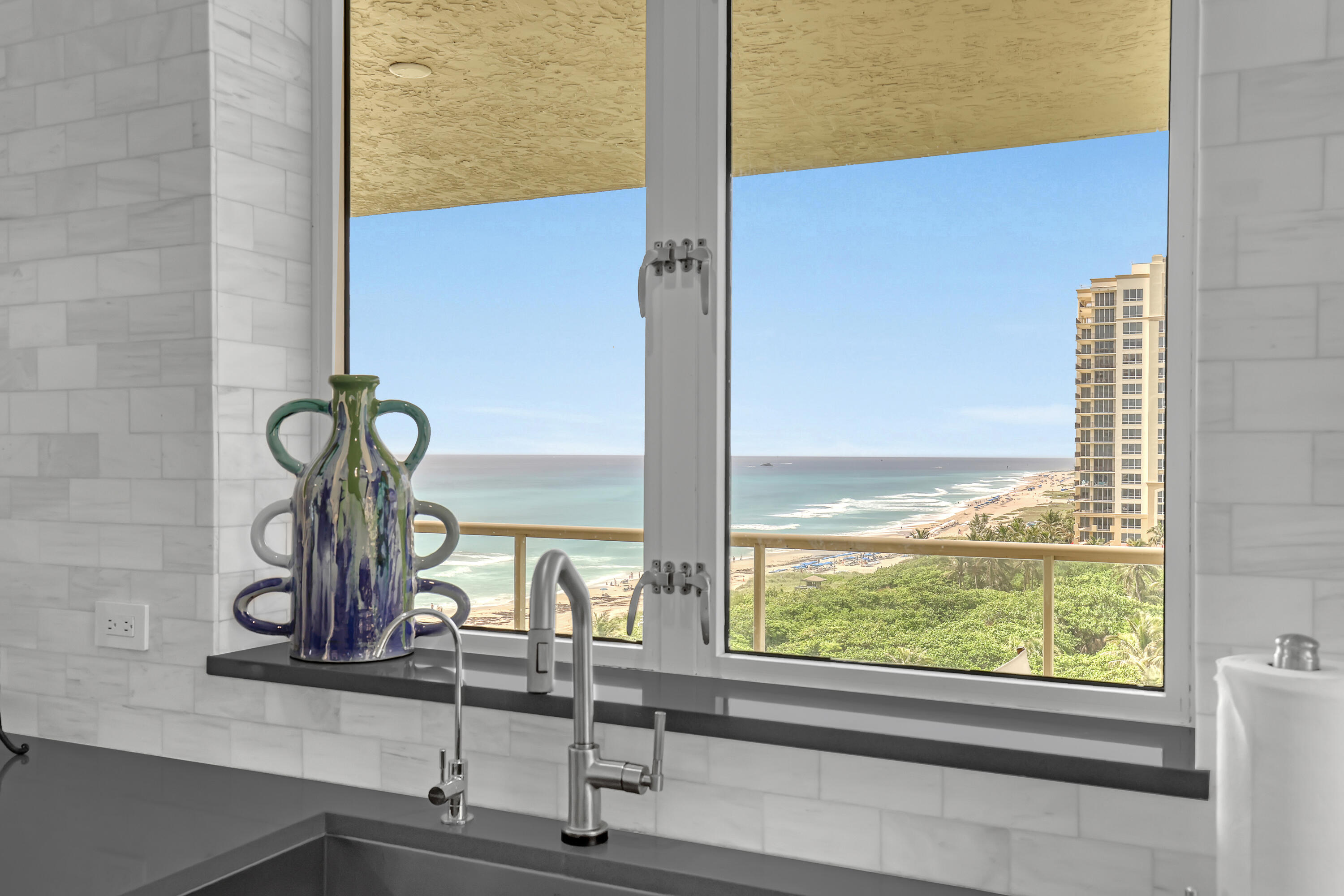 OASIS SINGER ISLAND CONDO - Residential
