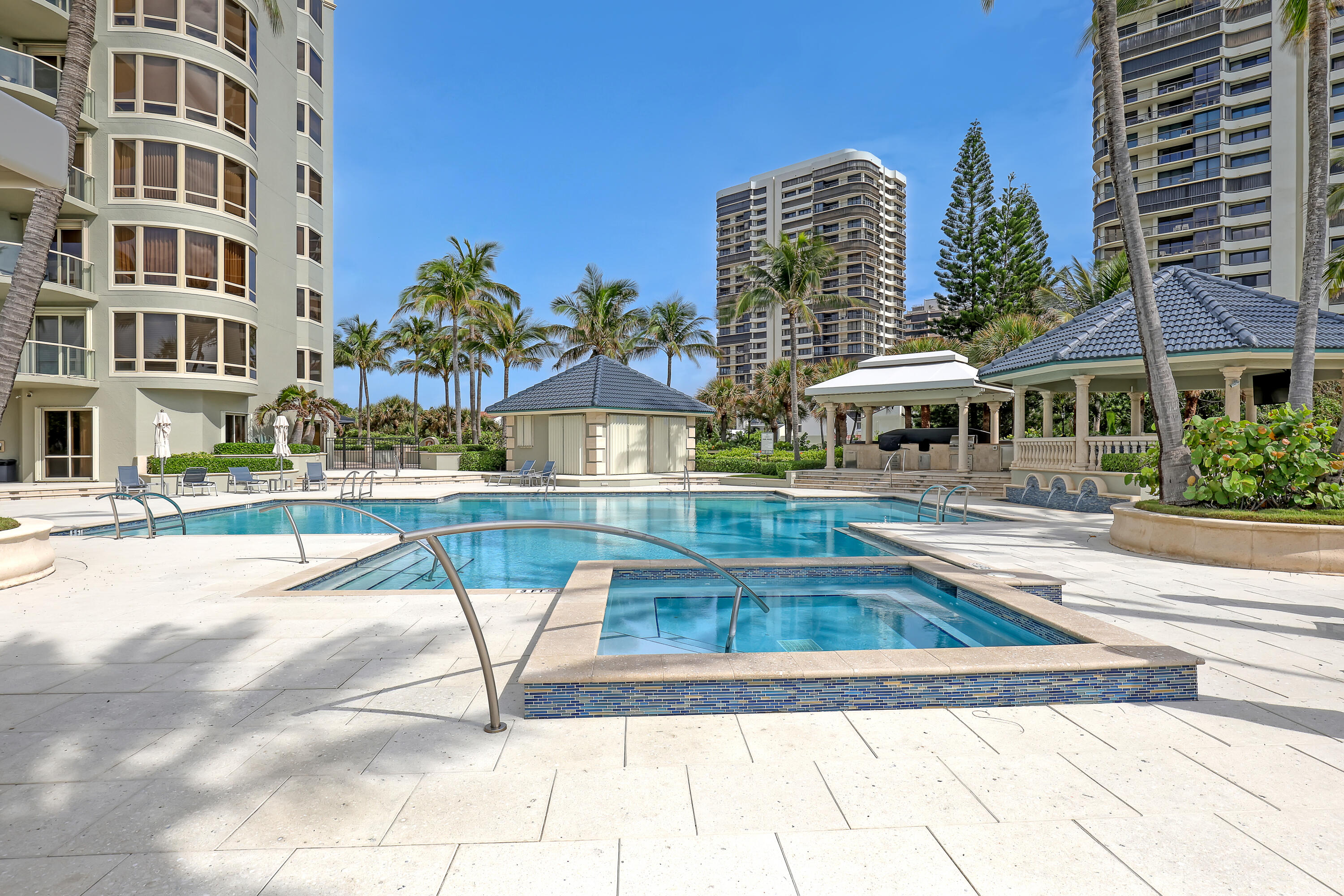 OASIS SINGER ISLAND CONDO - Residential