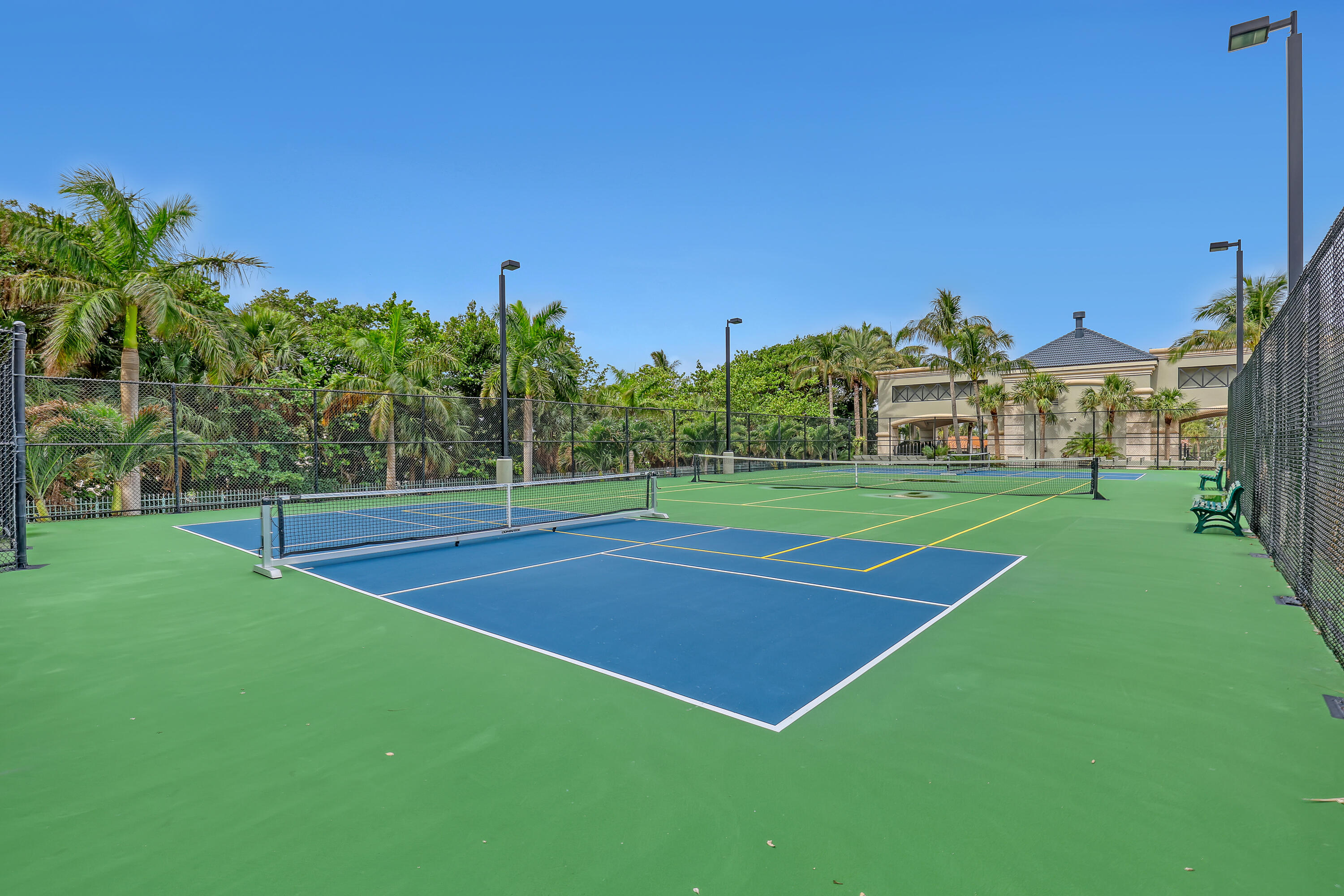 OASIS SINGER ISLAND CONDO - Residential