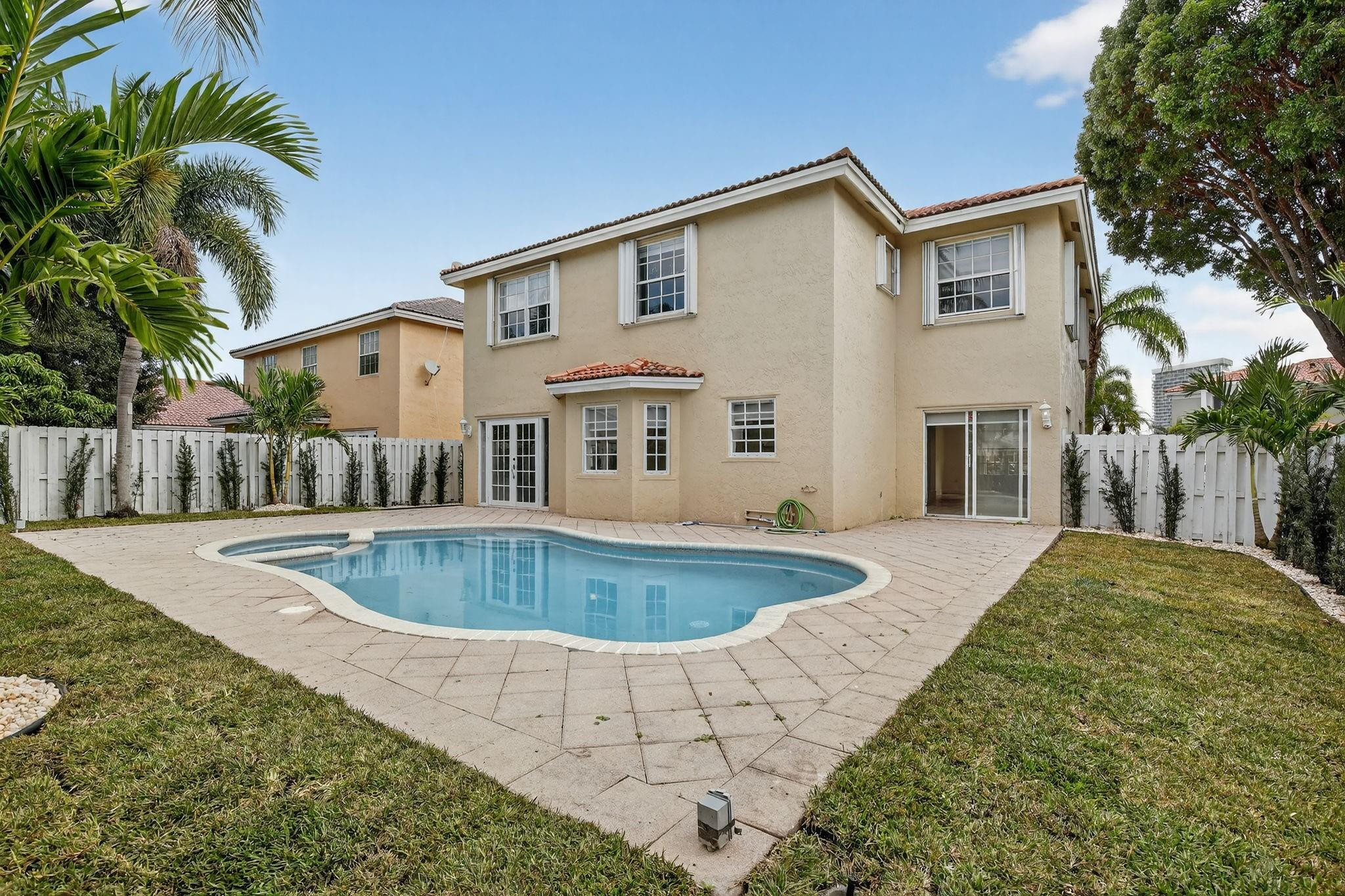 sawgrass preserve - Residential