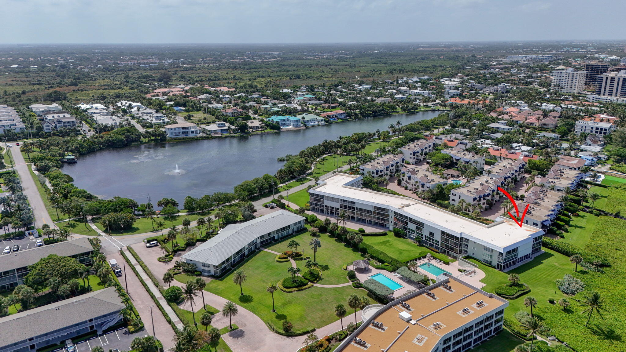 BARCLAY CONDO - Residential