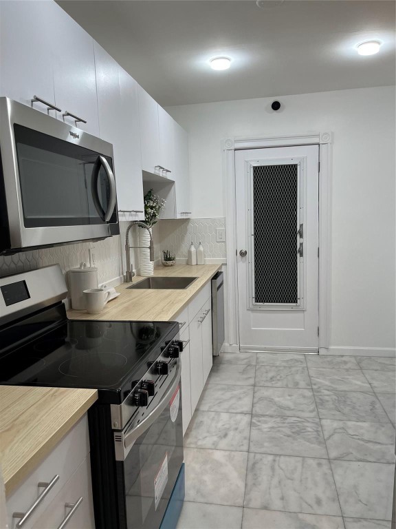 LONGWOOD HOUSE CONDOMINIU - Residential