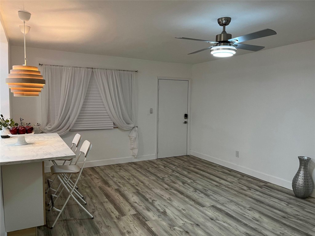 LONGWOOD HOUSE CONDOMINIU - Residential