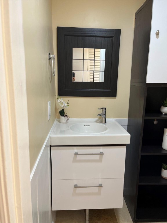 LONGWOOD HOUSE CONDOMINIU - Residential