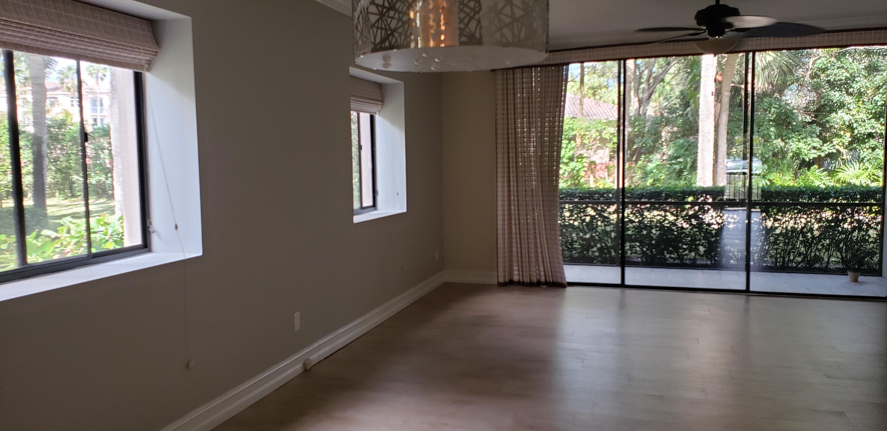 DUNBAR WOODS CONDO 4 - Residential