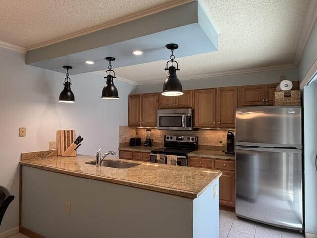 LAKES AT THE BLUFFS - Residential Lease