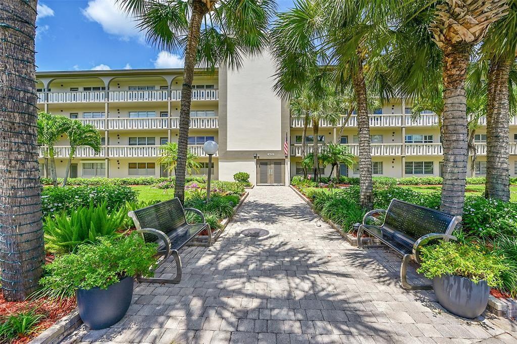 MARTINIQUE VILLAGE II B CONDO - Residential